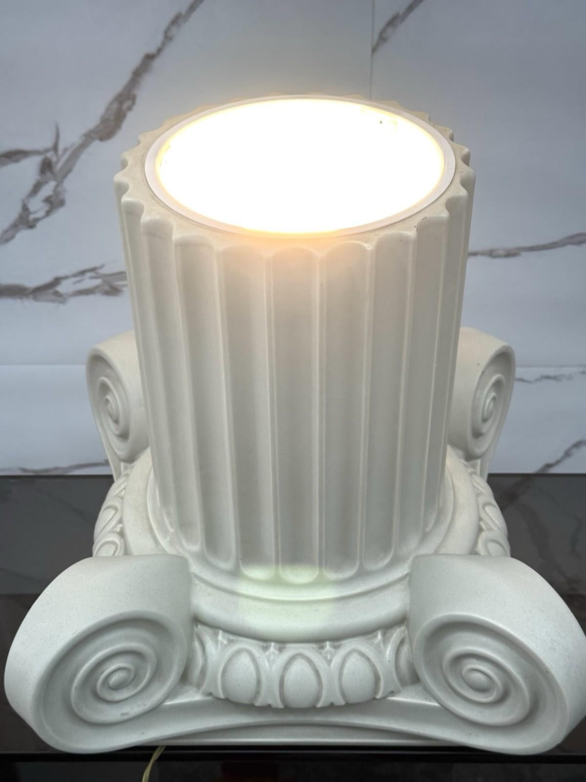 Lampada In Ceramica Capitello Greco Anni 80 Lampada Design For Sale 2
