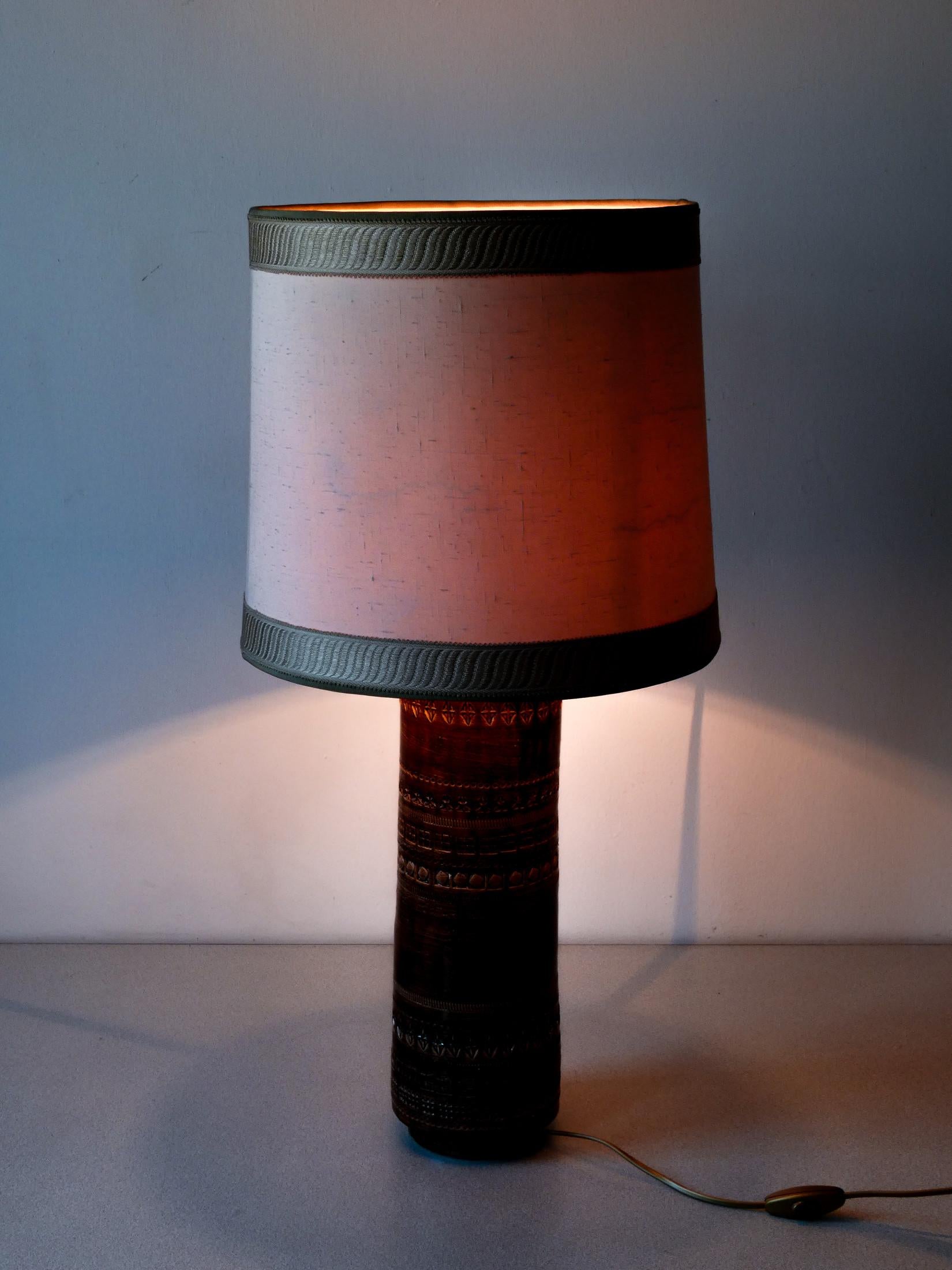 Italian Lampe en céramique émaillée, design Aldo LONDI pour Bitossi, série Sahara en vente