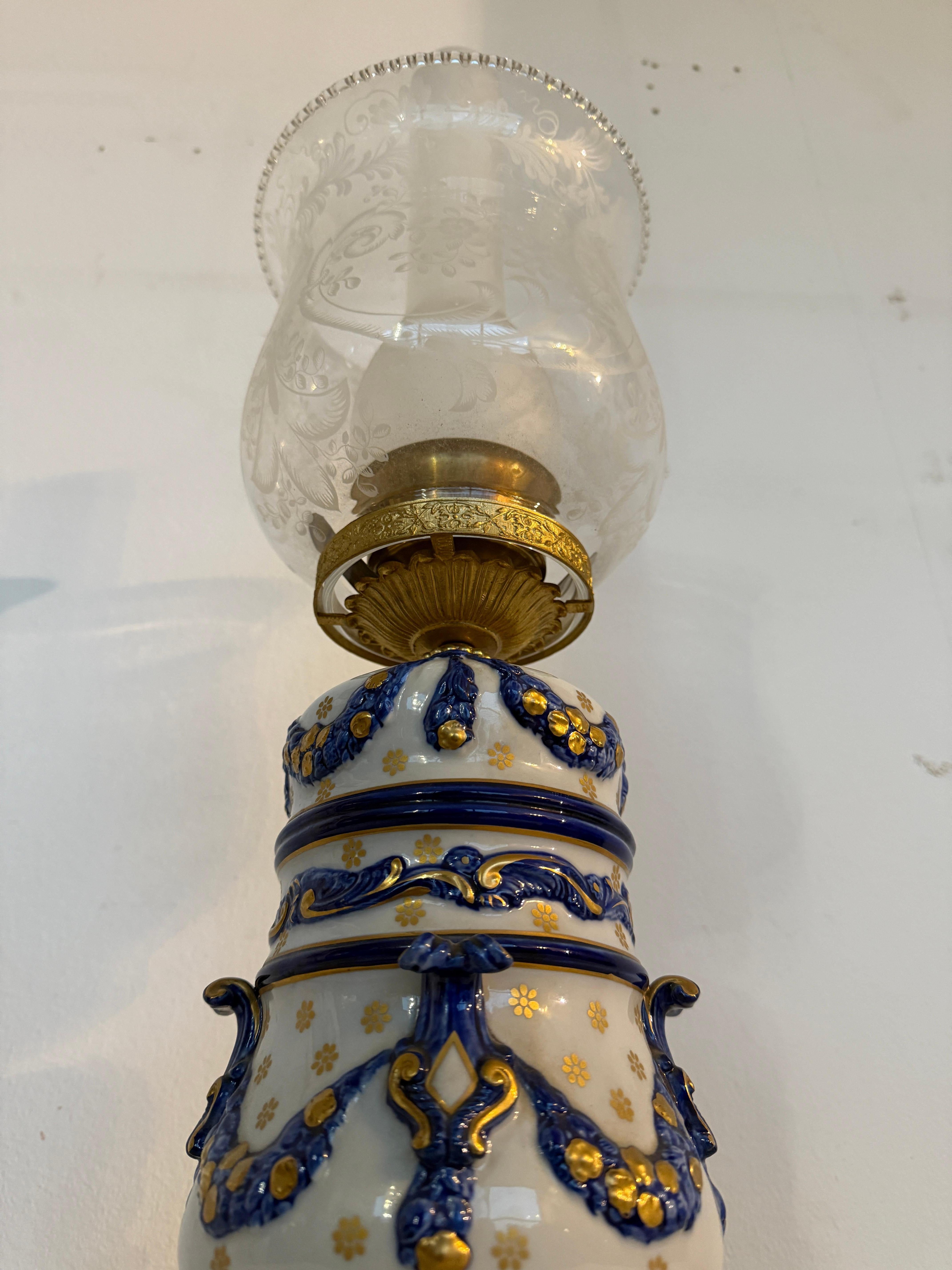 Lampe de table en porcelaine sevres france signée 20ème siècle en vente 1