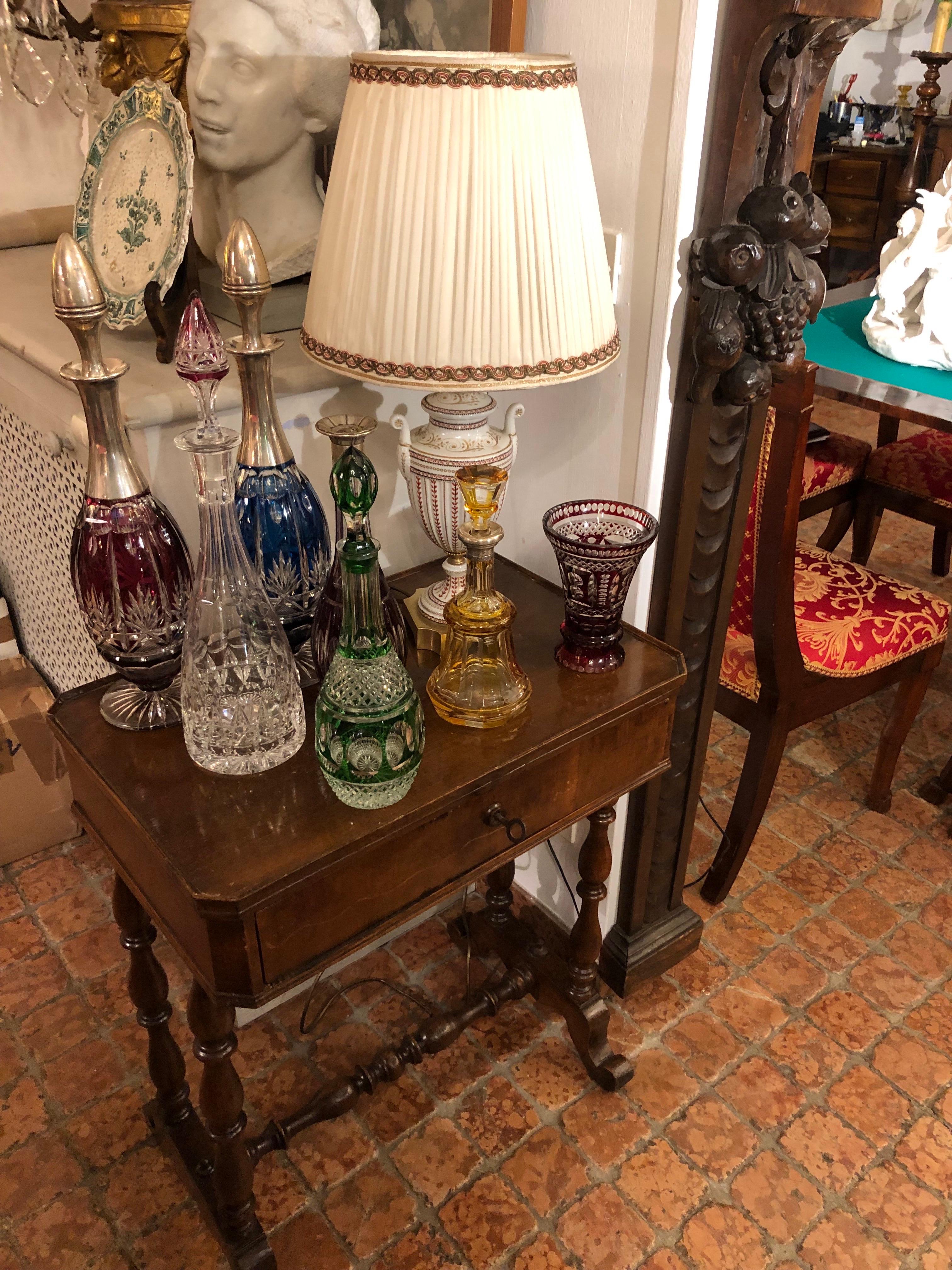 Lampada in Porcellana Dipinta a Mano e Ormolu di Mangani Firenze Anni Settanta For Sale 6