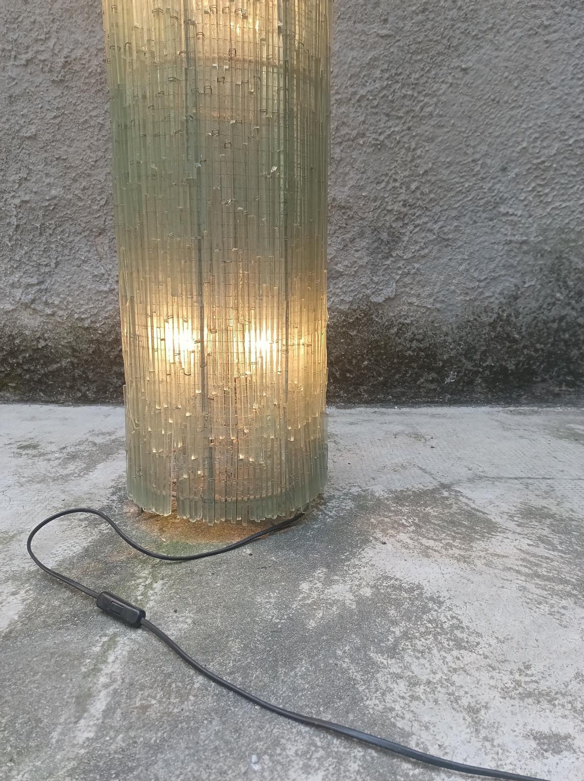 Sculptural Chiseled Glass Lamp - A. Poli for Poliarte - Italy - 1970s For Sale 1