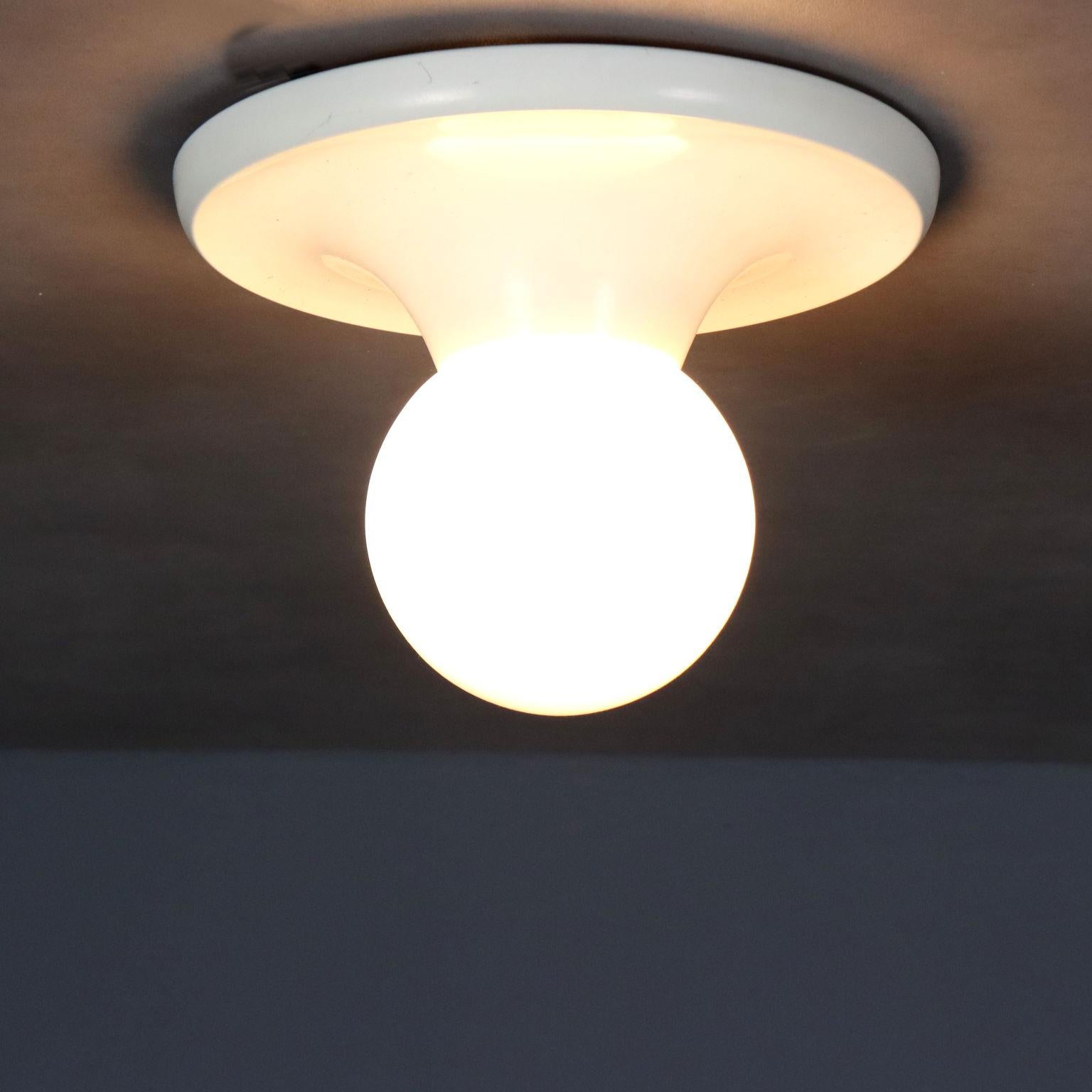 Lampada 'Light Ball' di Achille Castiglioni per Flos anni 70-80 Italiano en venta