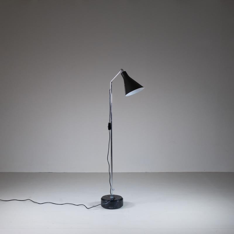 Mid-Century moderno Lampada LTE3 Ignazio Gardella, cappello nero in vendita