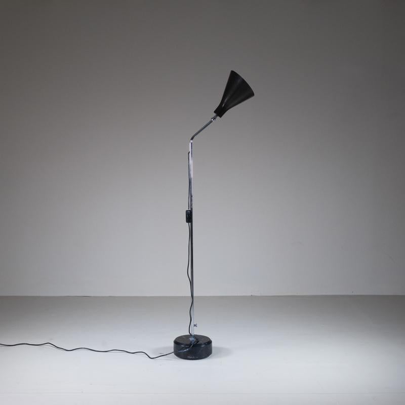 Italian Lampada LTE3 Ignazio Gardella, cappello nero in vendita