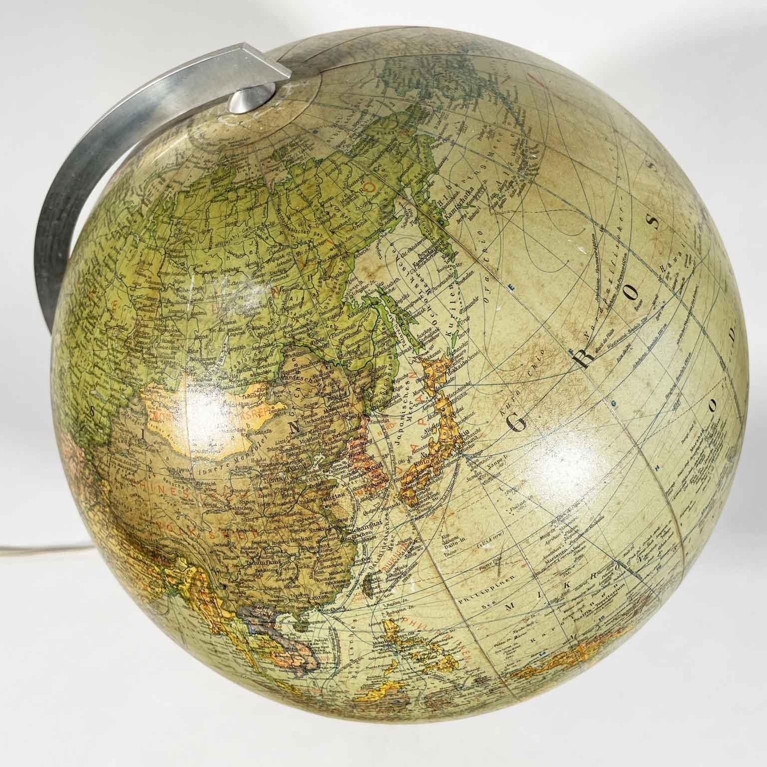 German Political World Map Lamp JRO Globus Munich Mid-20th Century 4