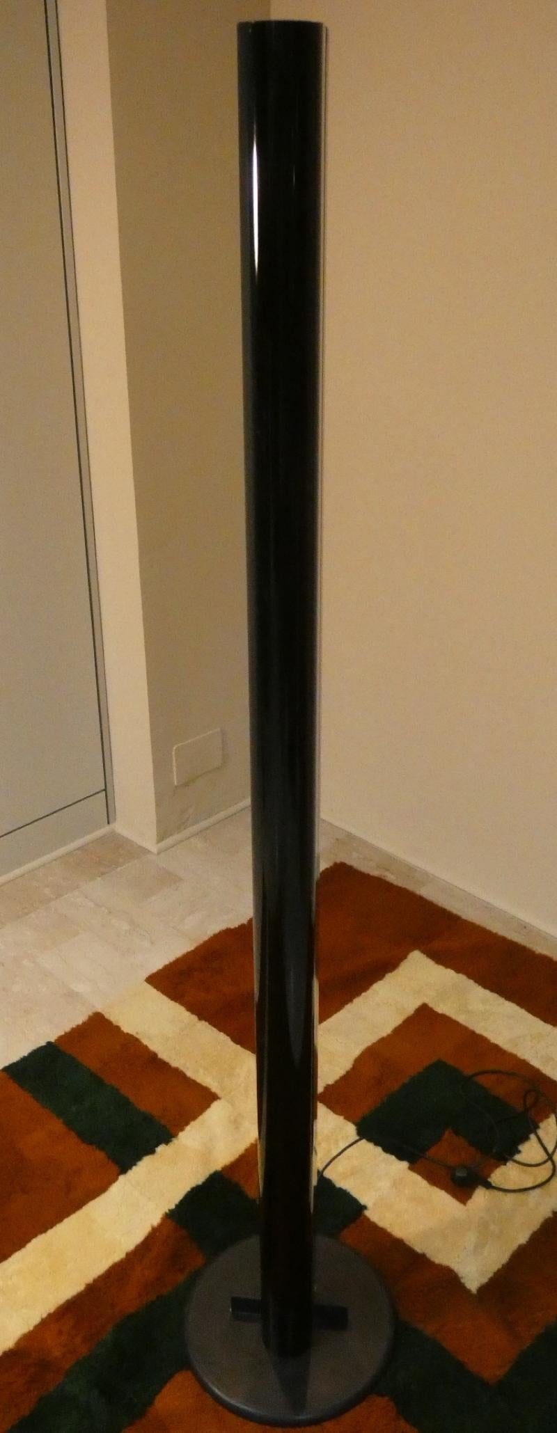 Lampada Megaron di Gianfranco Frattini per Artemide, 1979 in vendita 1