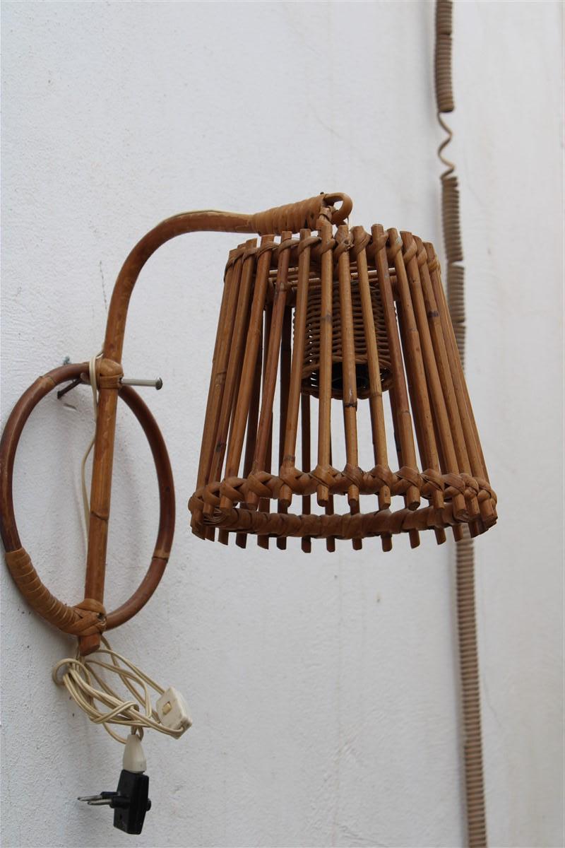 Aplique de pared de mediados de siglo  Italiano  Bambú Trenzado a Mano Años 50 Estilo Franco Albini Moderno de mediados de siglo en venta