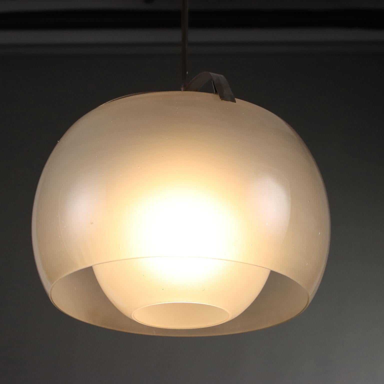 Omega lamp by Vico Magistretti for Artemide 1960s-70s In Good Condition In Milano, IT