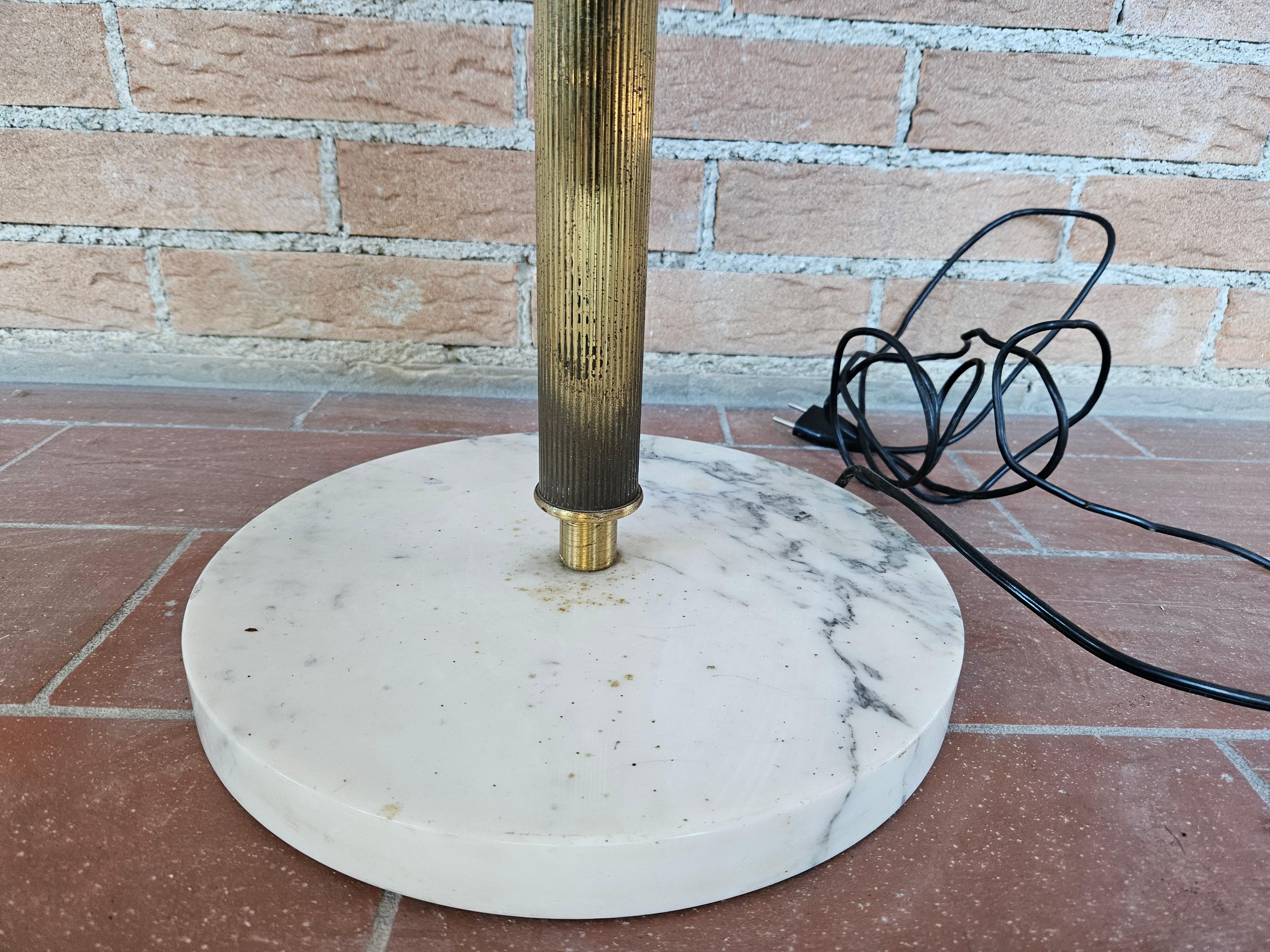 Floor lamp floor lamp made of glass, brass and marble 1980s For Sale 6