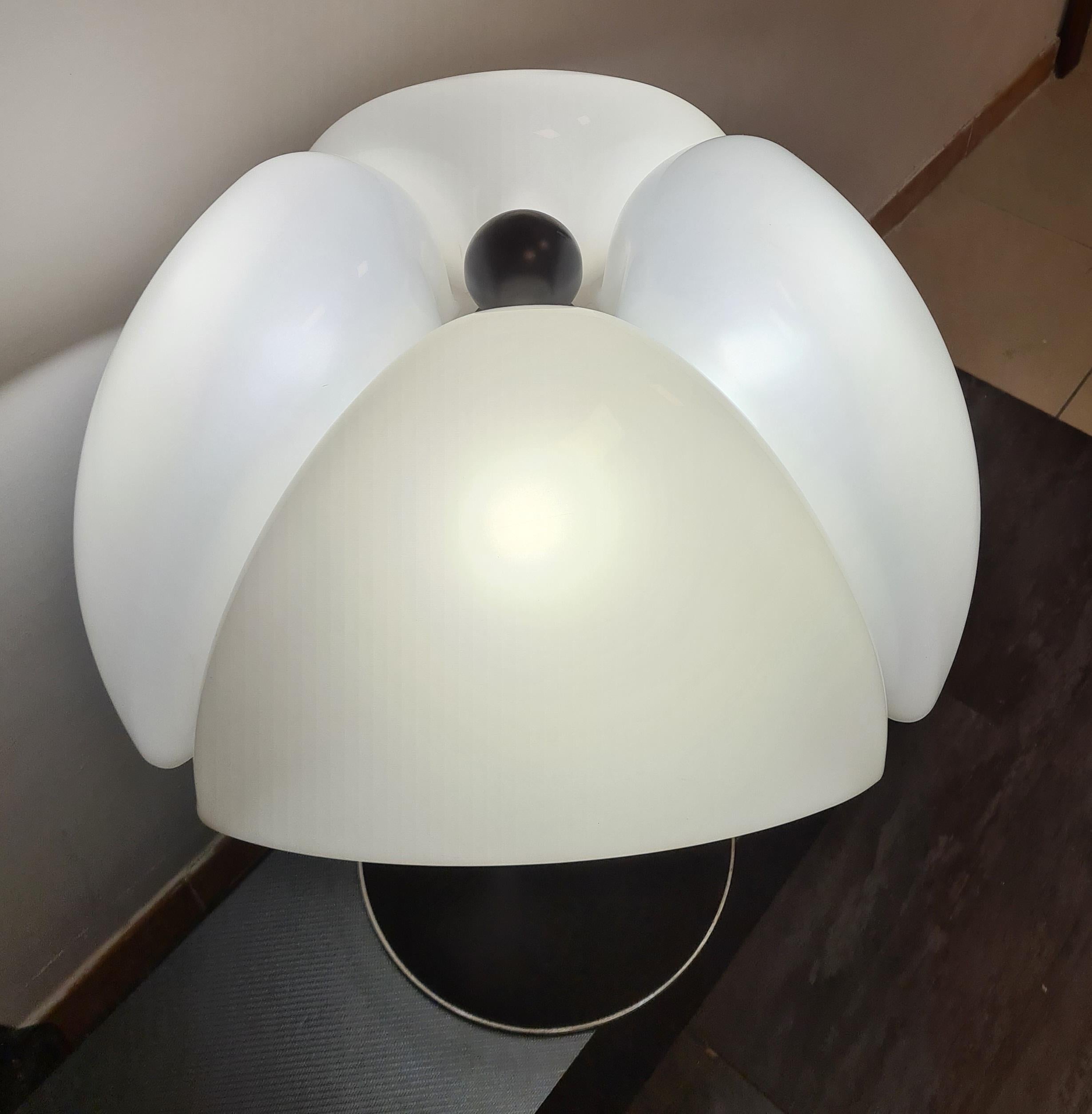 Lampada Pipistrello di Gae Aulenti per Martinelli Luce prima edizione 6