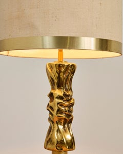 Lampada scultura in bronzo di Luciano Frigerio, anni '70