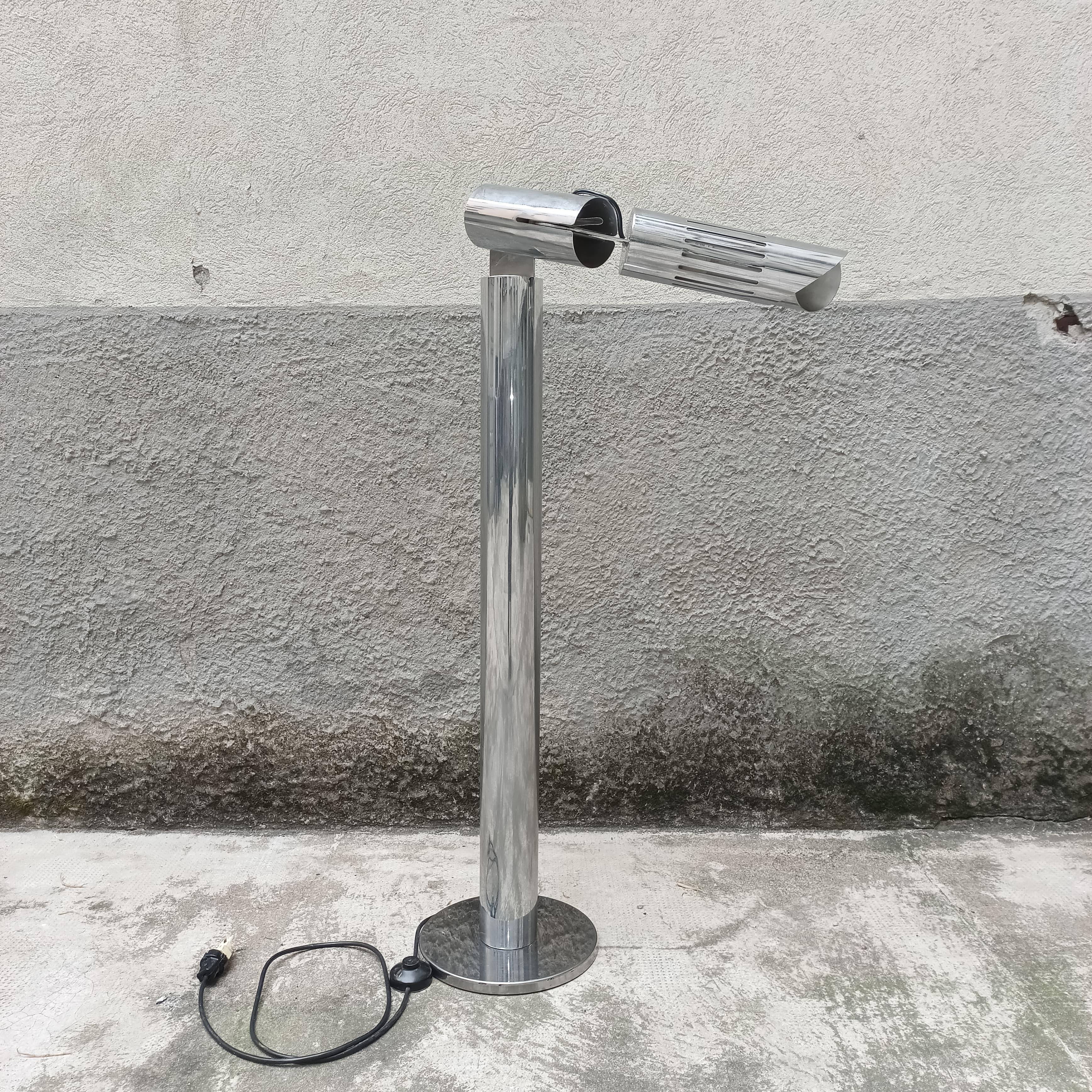 Italian Lampe articulée à lumière variable - Gabriele D'Ali pour Francesconi - Italie - années 60 en vente