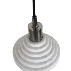 Lampada sospensione in marmo bianco Carrara e acciaio