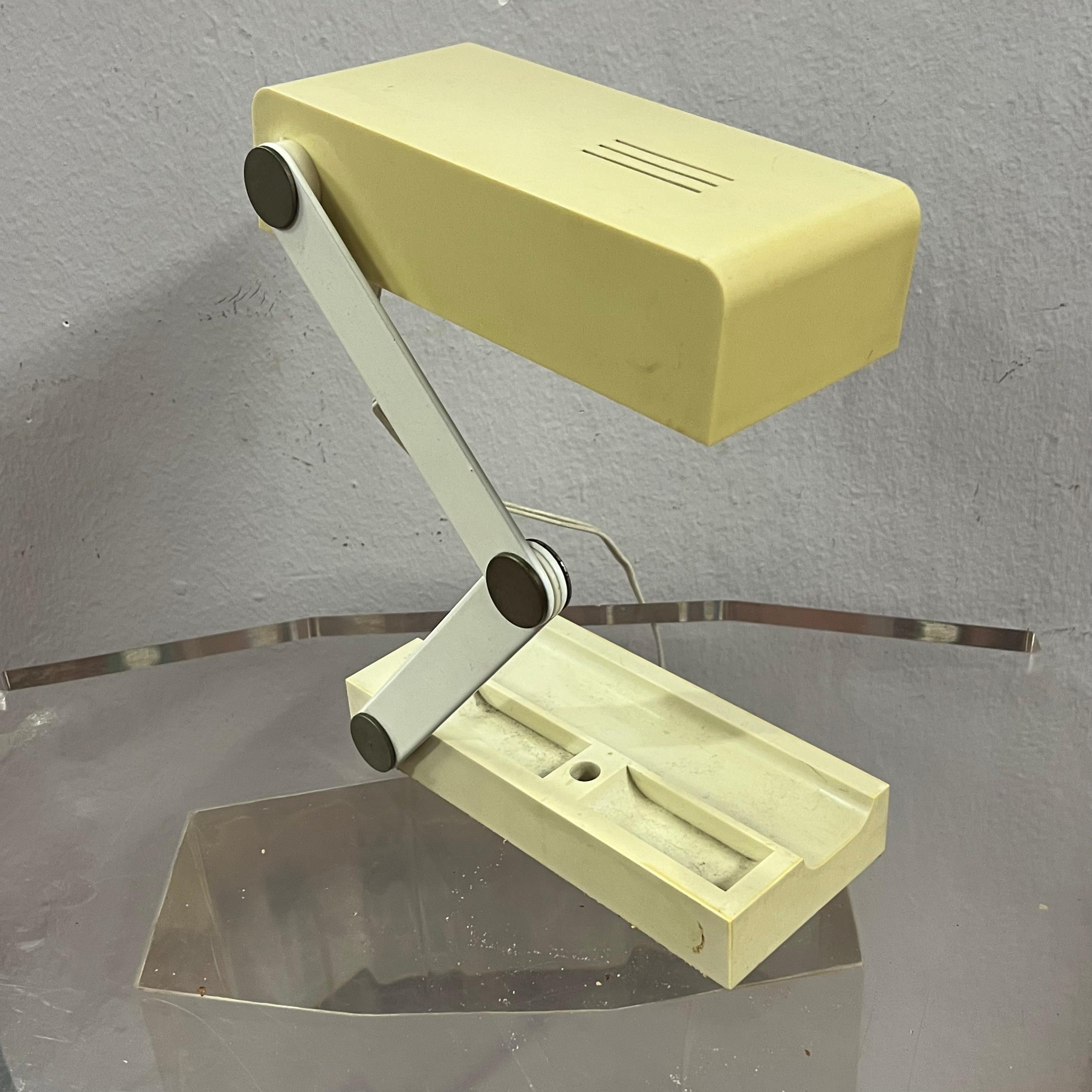 Technische tischlampe von Giotto Stoppino für Candle - Italien - 1960s (Italian) im Angebot