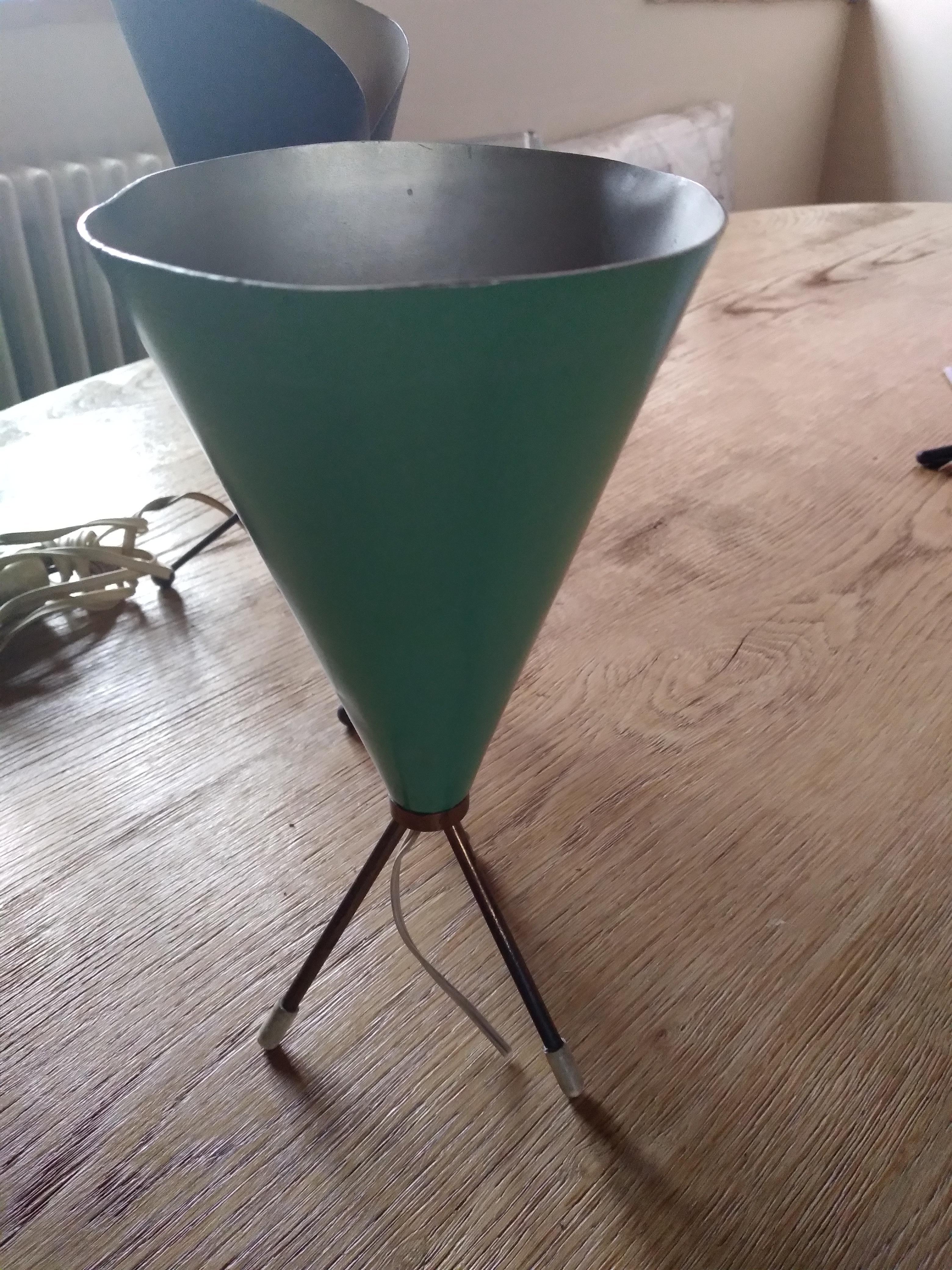 Mid-Century Modern Italy 1950s Tripod Lamp  In Good Condition For Sale In Lucca, IT