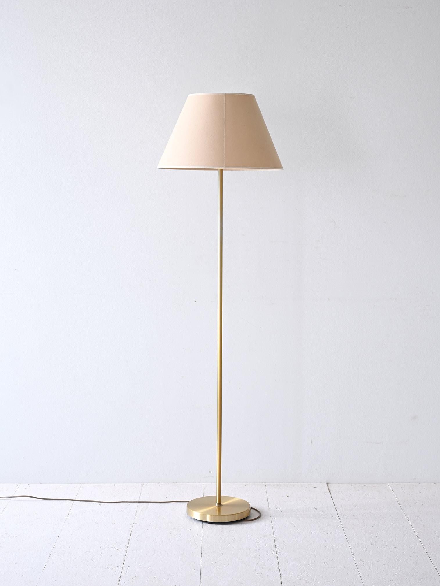Lámpara de pie vintage Escandinavo moderno en venta