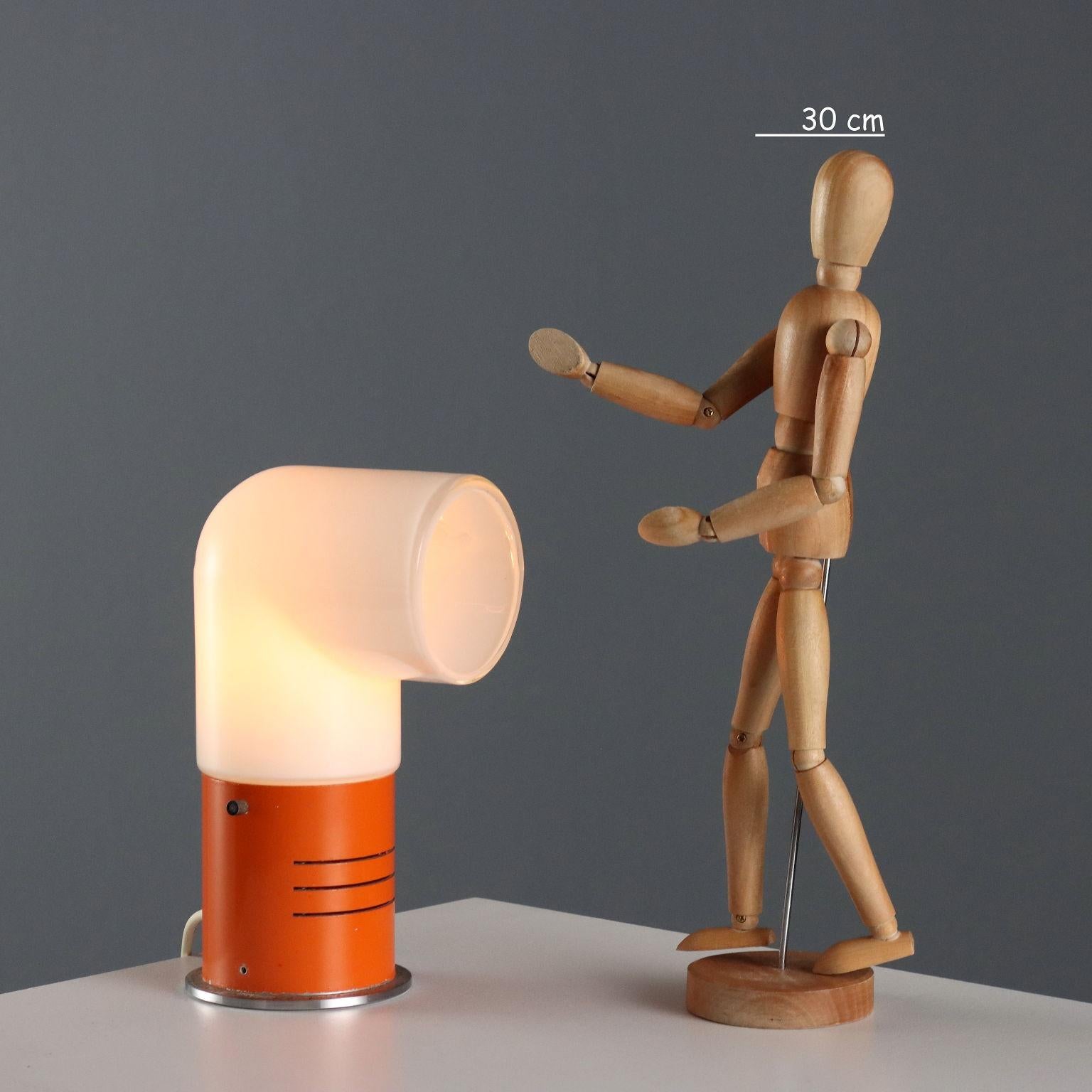 Mid-Century Modern Vintage 70s Lamp For Sale
