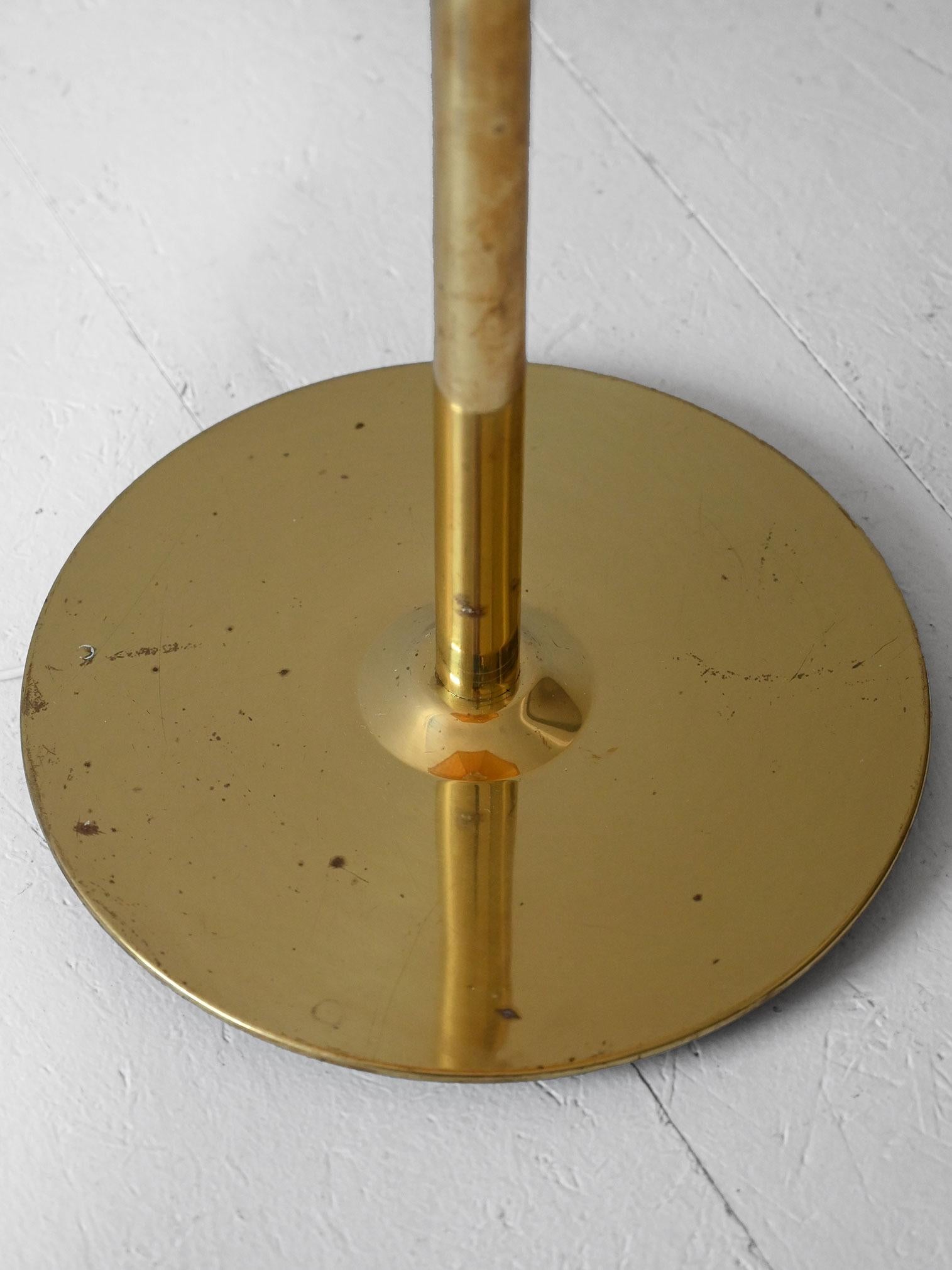 Métal Lampe vintage avec abat-jour jaune en vente