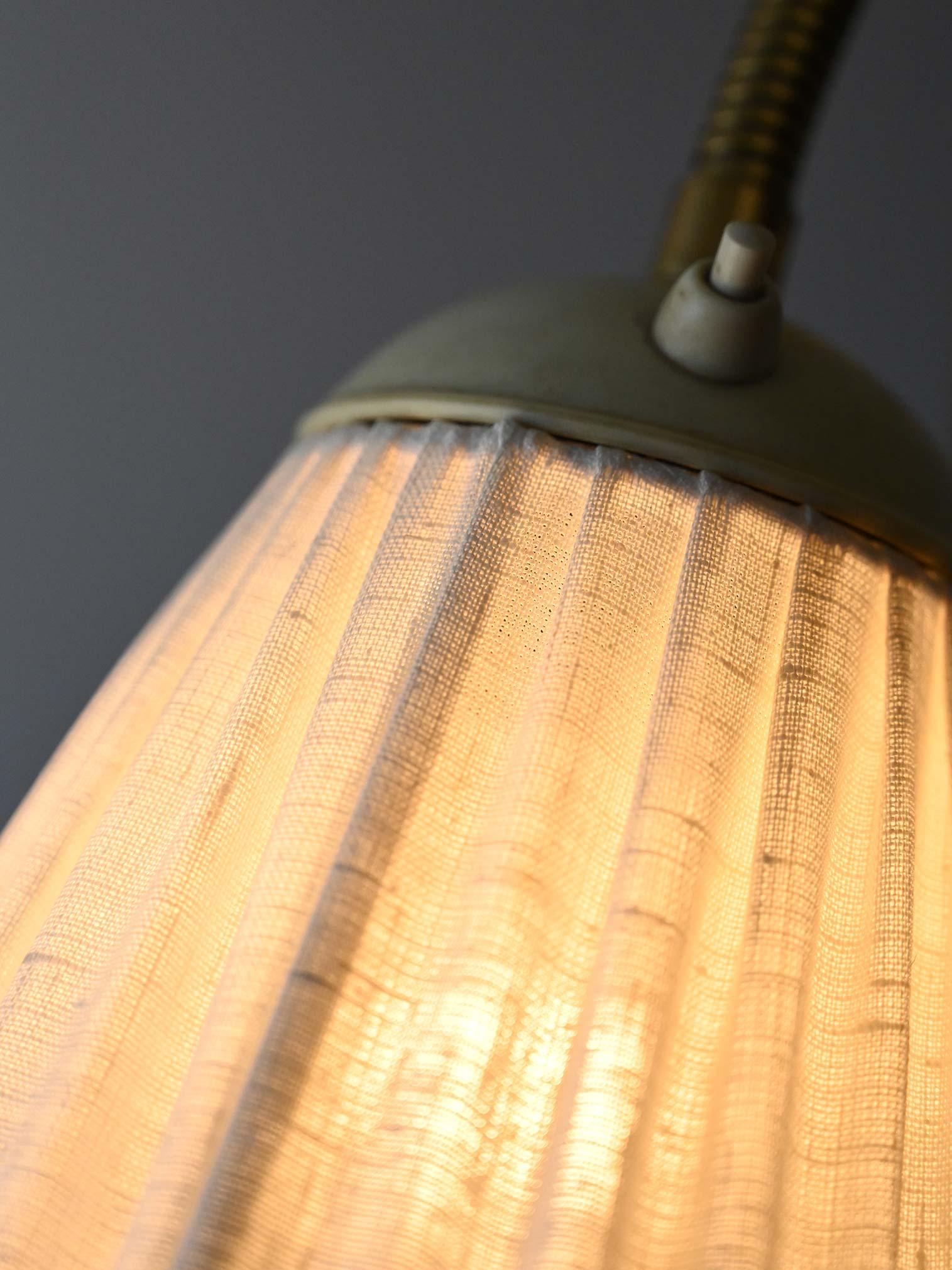 Vintage lamp with three points of light For Sale 3