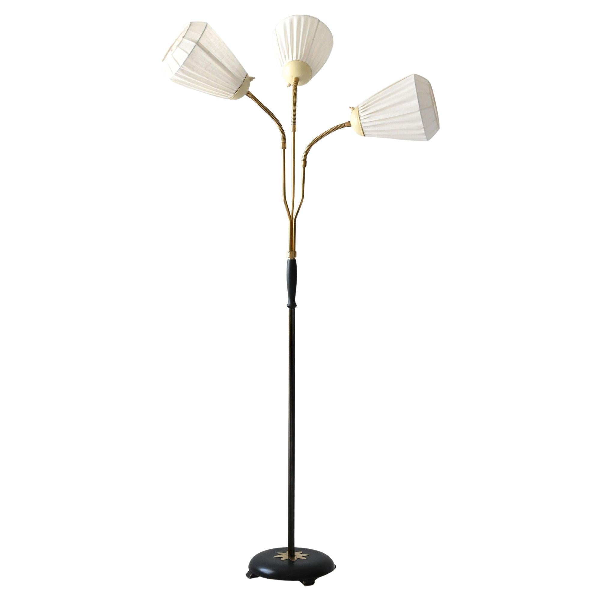 Vintage lamp with three points of light