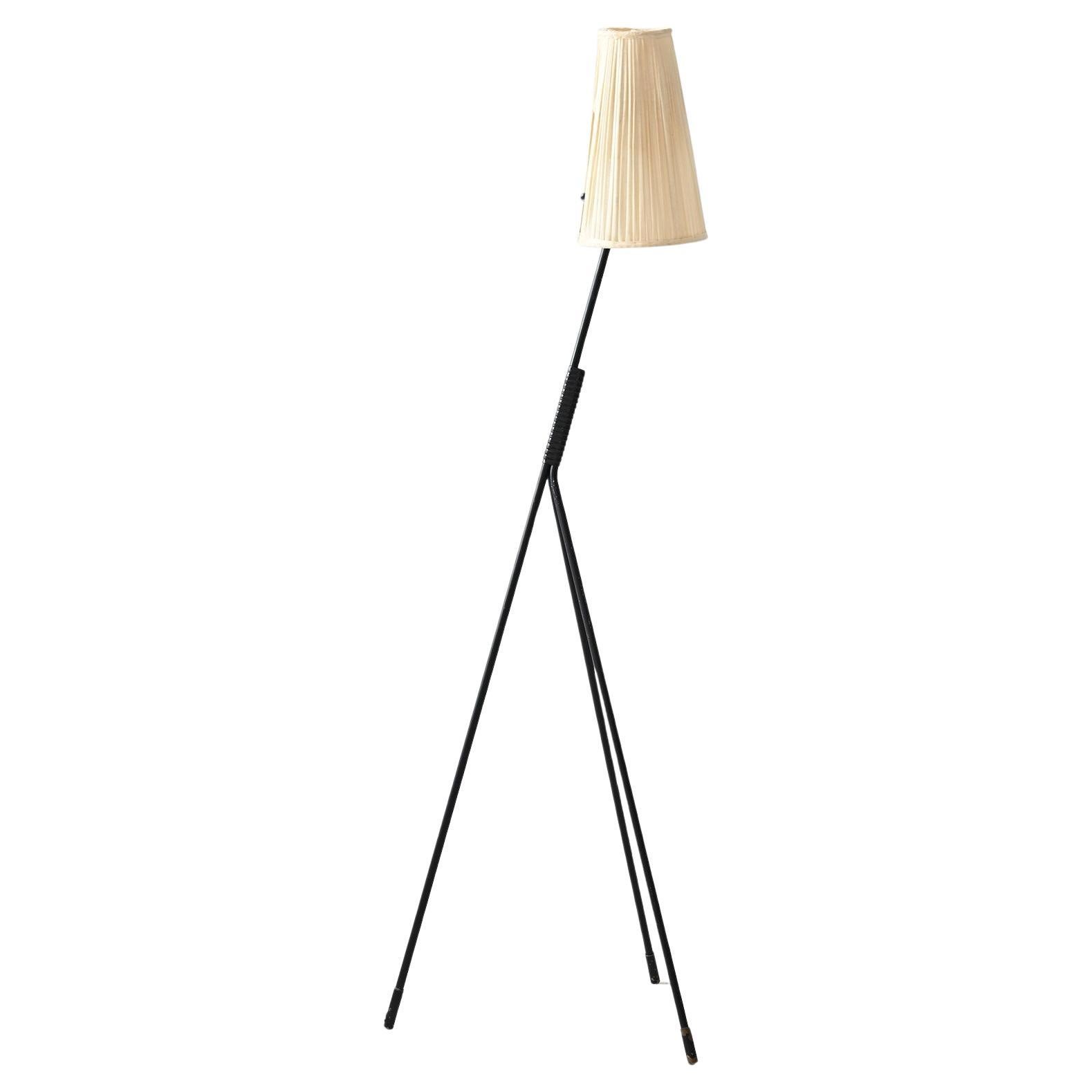 Vintage floor lamp with three feet