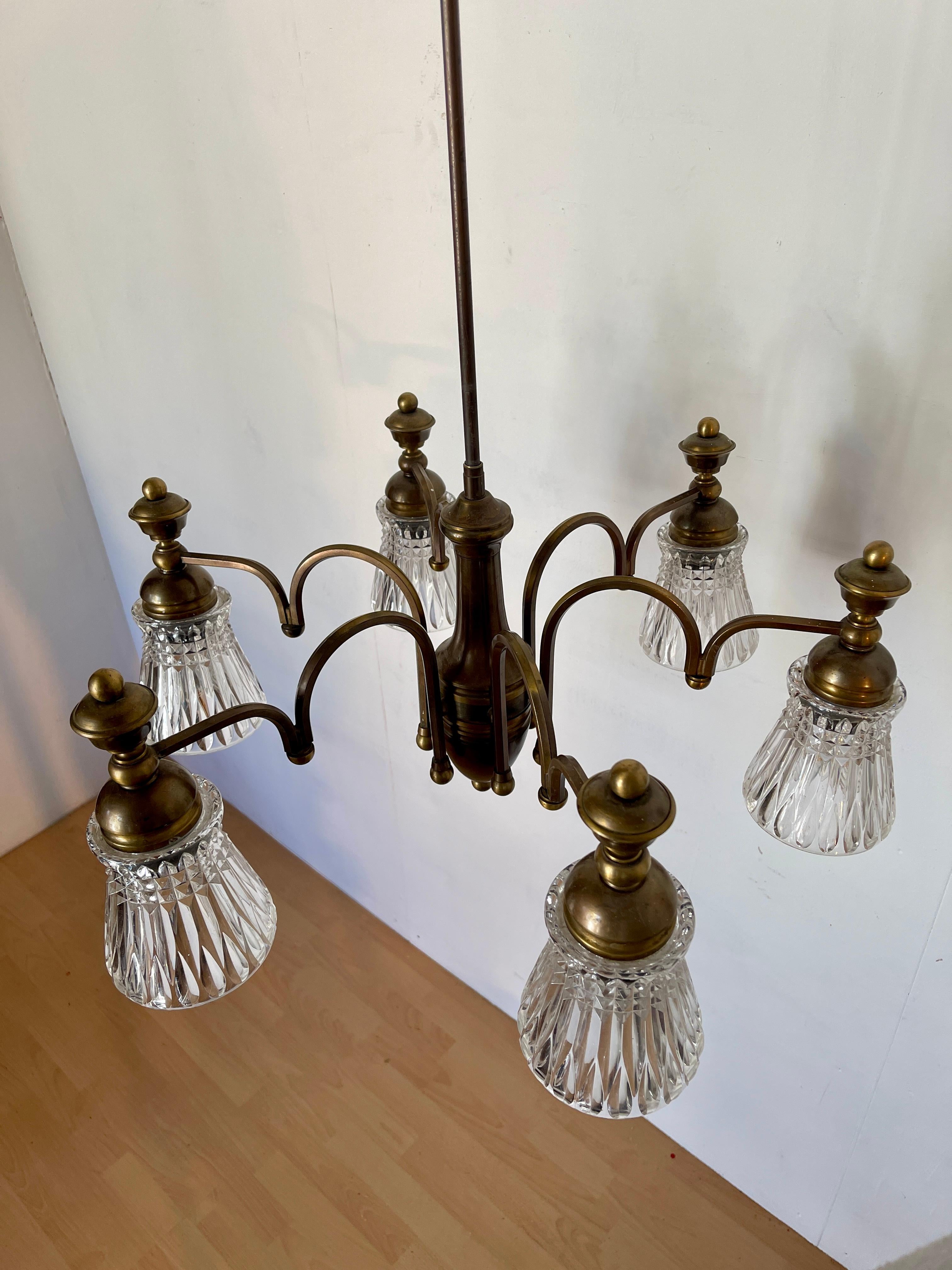 Lampadadario ArtDeco in bronzo e vetro anni '50 en venta 2