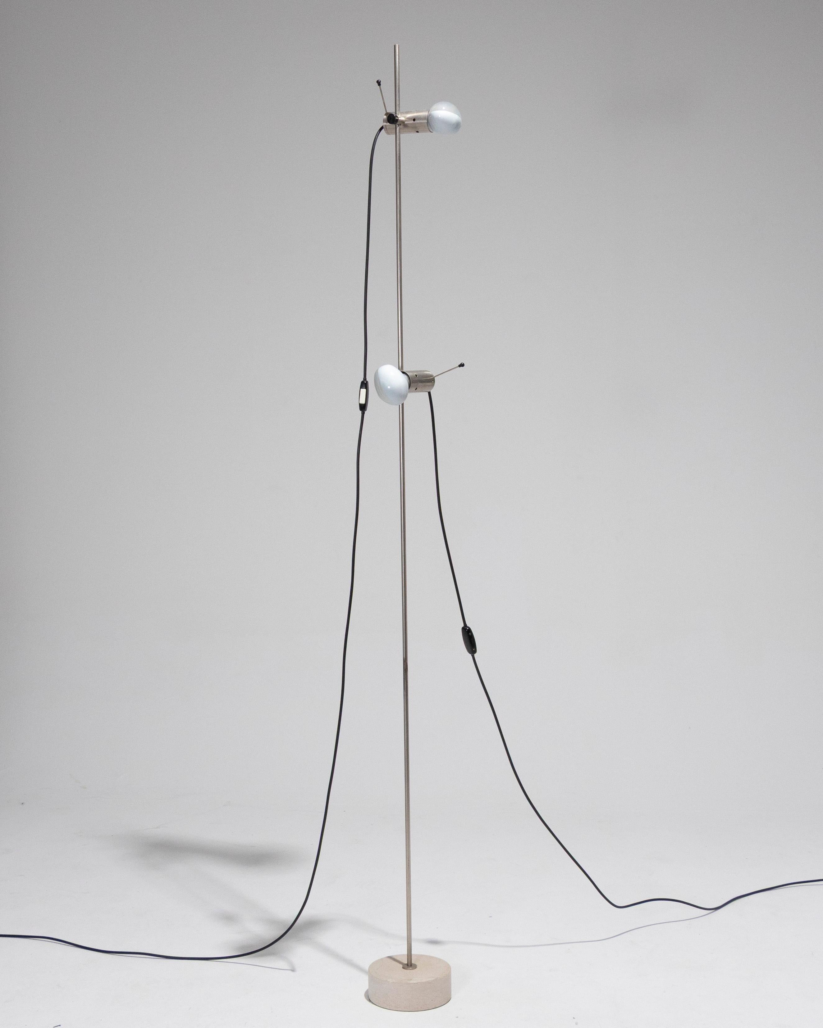 LAMPADAIRE 387, TITO AGNOLI, Años 50 Metal en venta