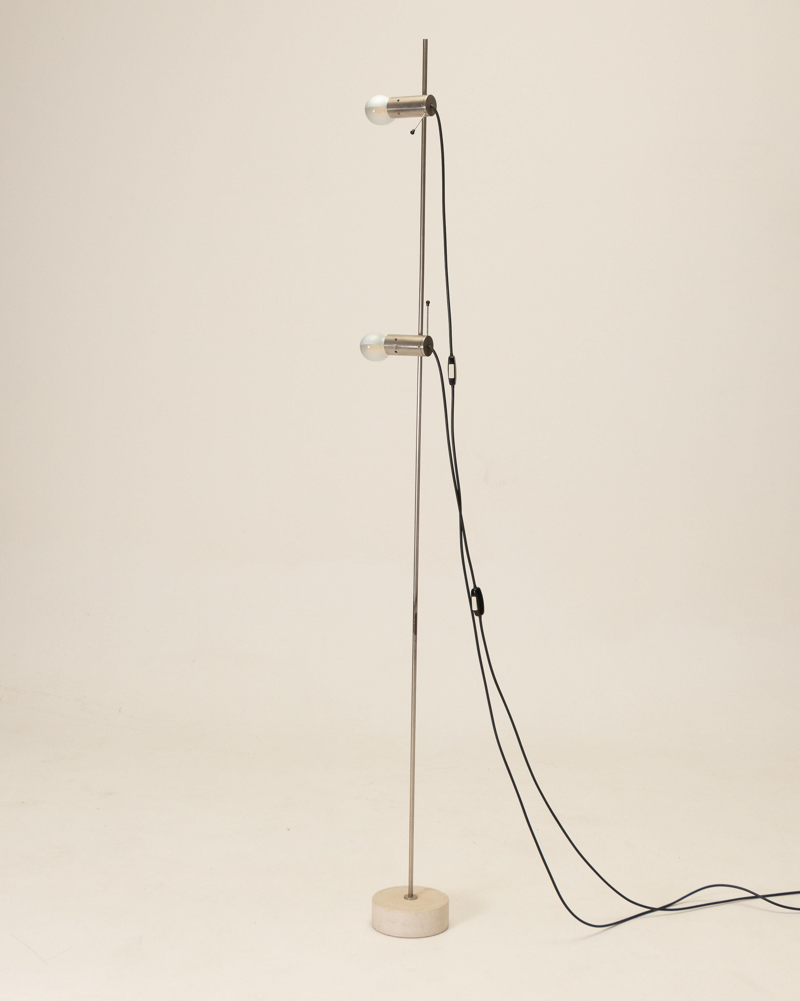Minimaliste Lampadaire «3873 », Tito Agnoli. en vente