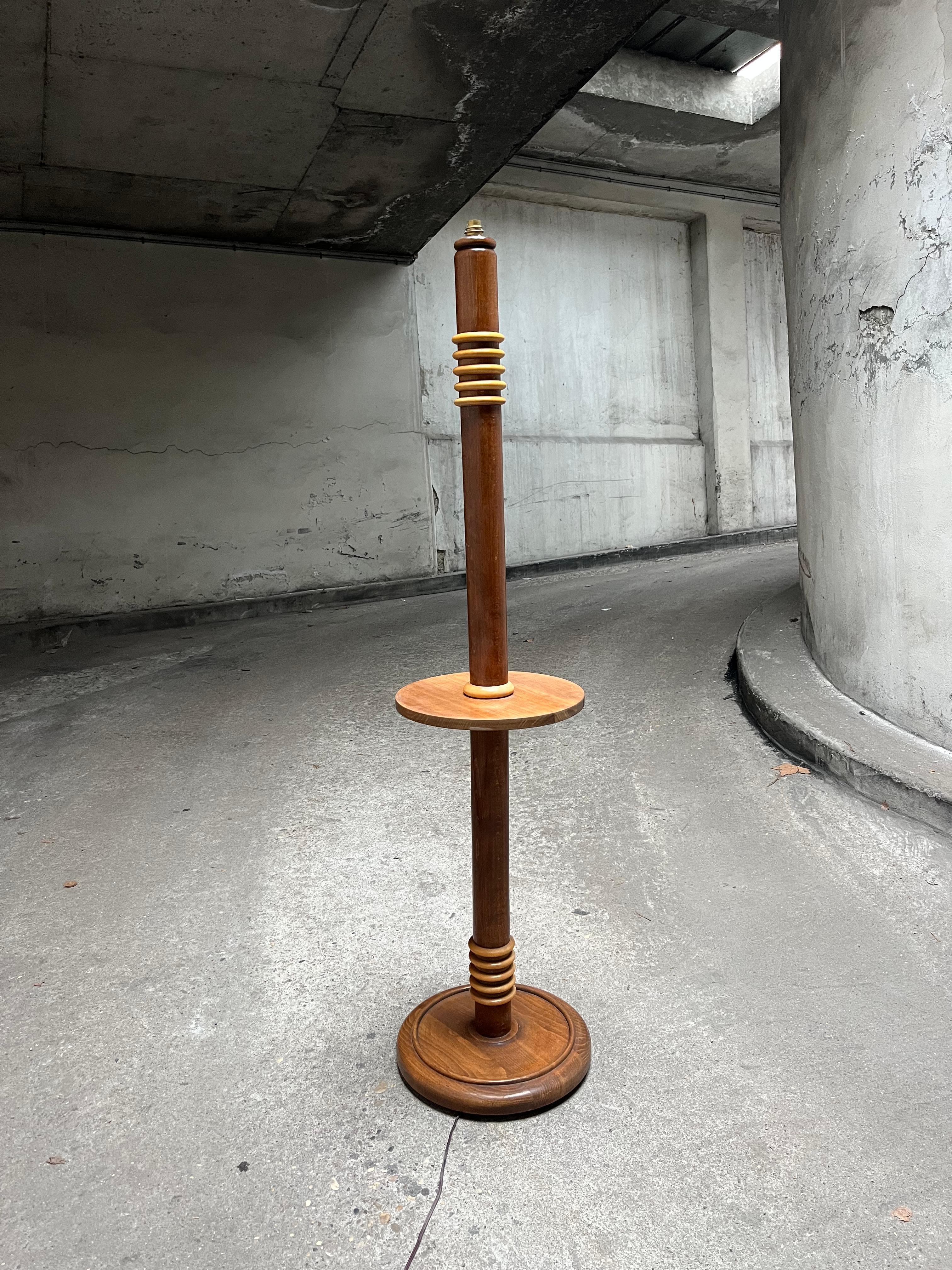 Importante lampada da tavolo 