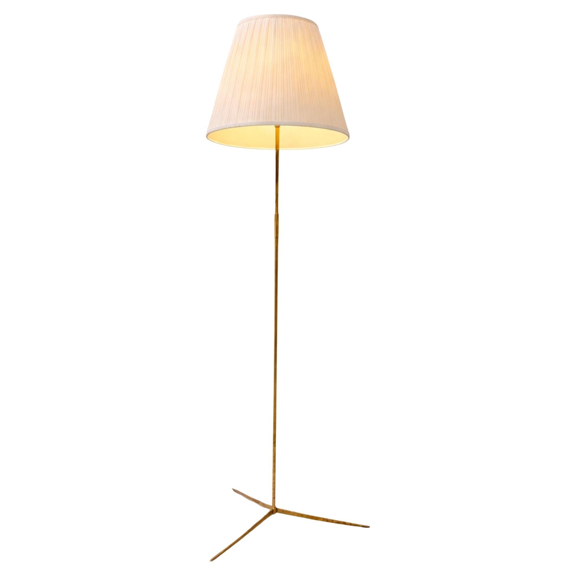 Lampadaire laiton attribué à Svend Aage Holm Sorensen For Sale