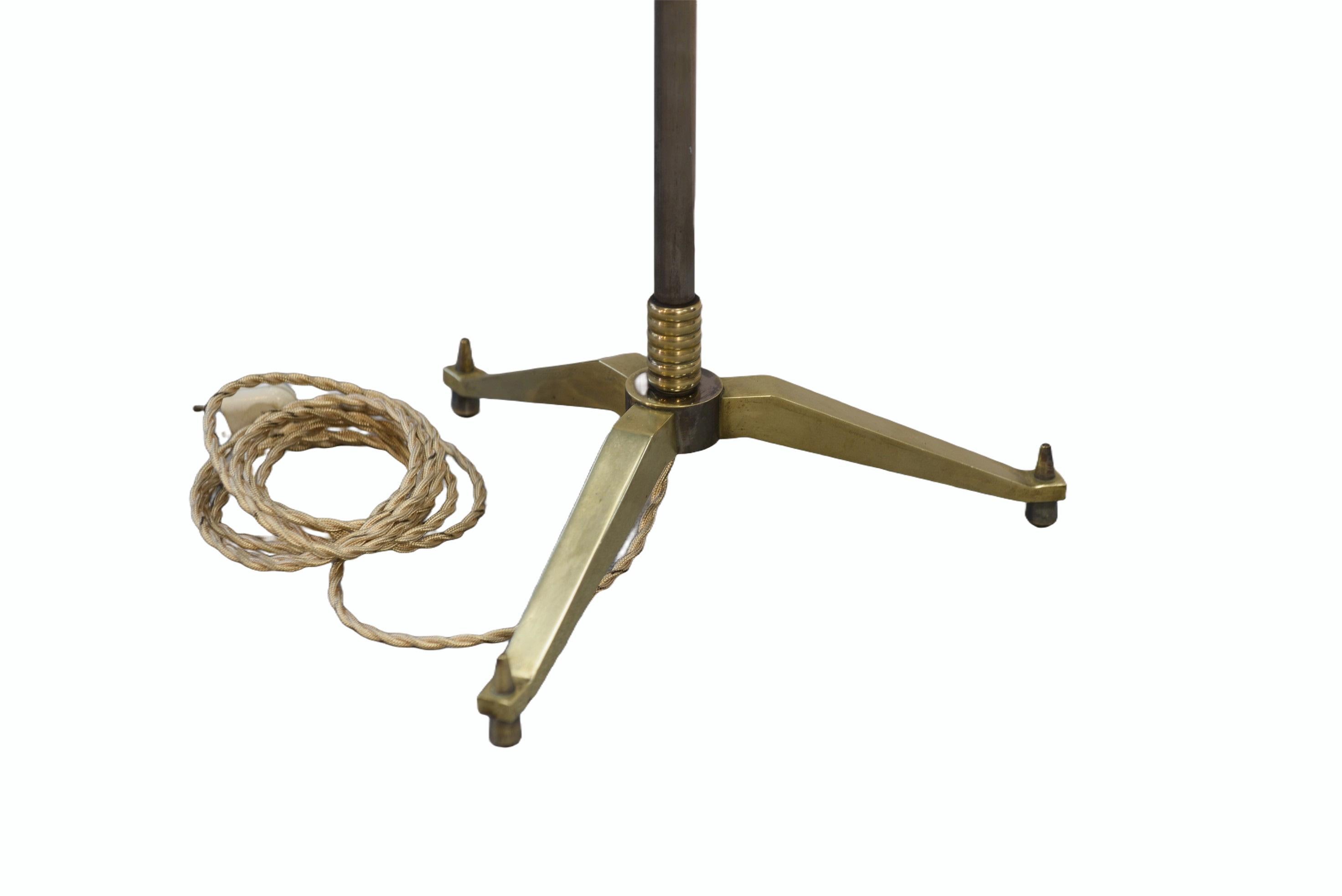 Metà XX secolo Lampada néoclassique par Henri Petitot pour l'atelier Petitot Paris France in vendita