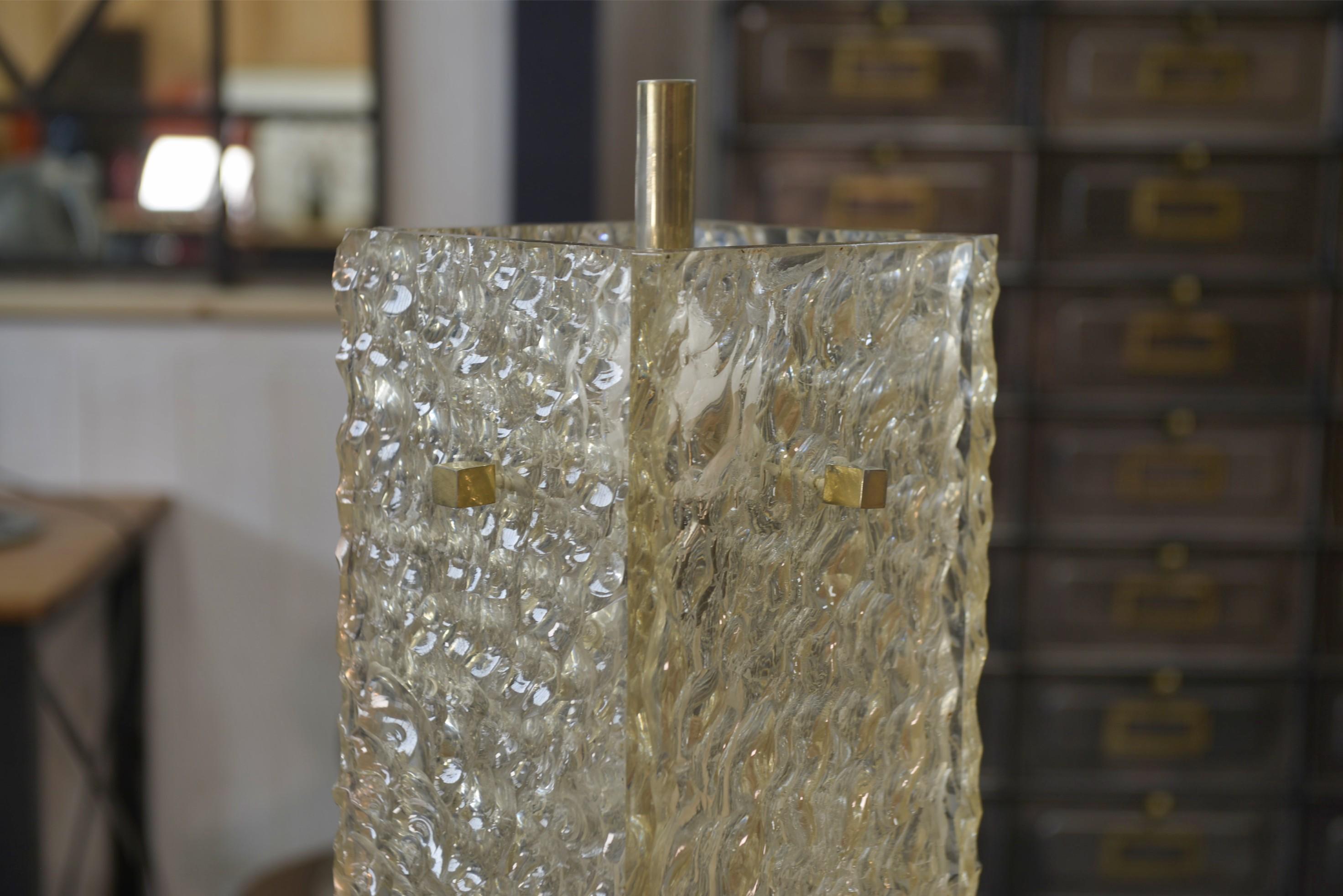 Lampadaire par Pierre Disderot pour Dallux résine et marbre 1960's en vente 1