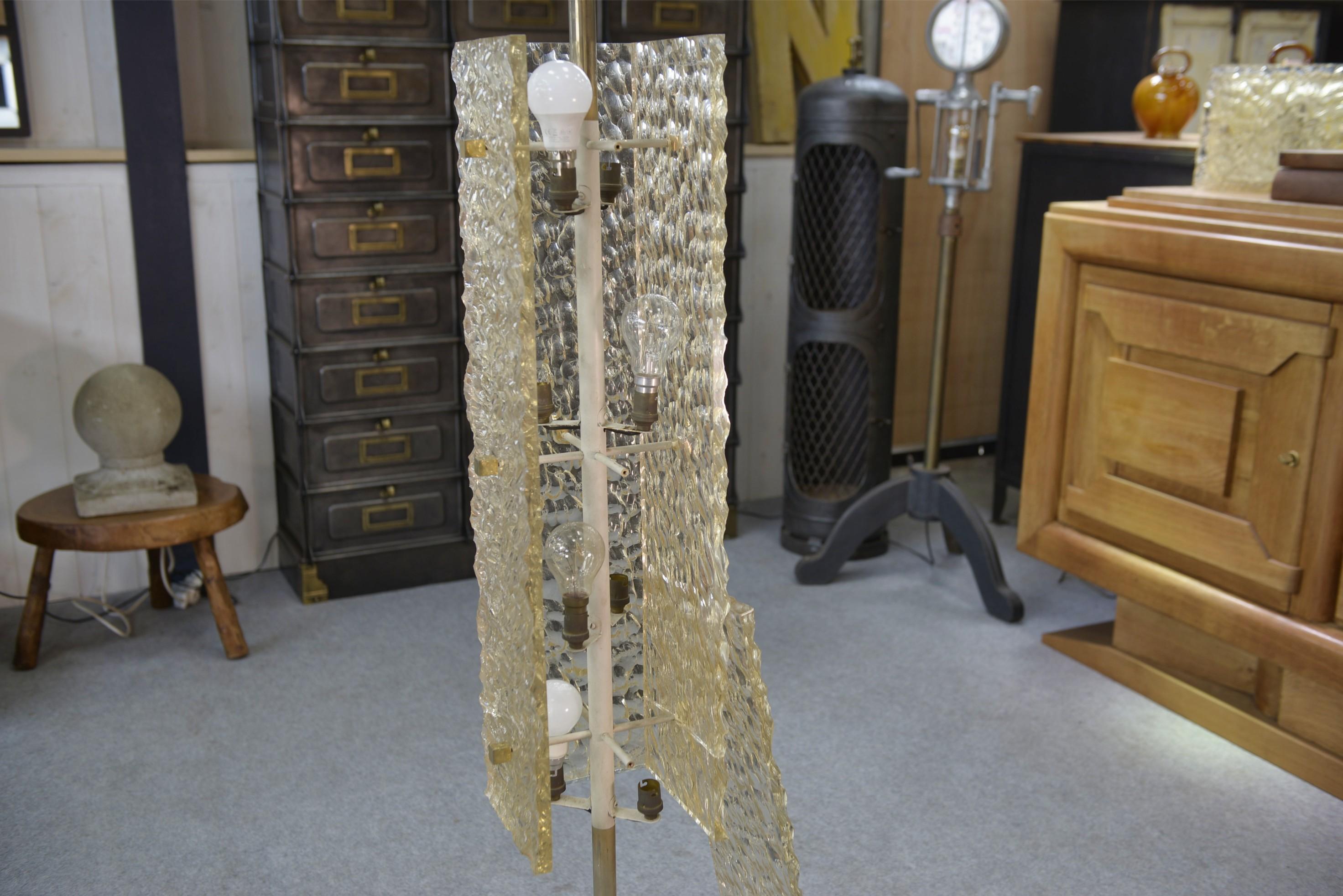 Lampadaire par Pierre Disderot pour Dallux résine et marbre 1960's en vente 2