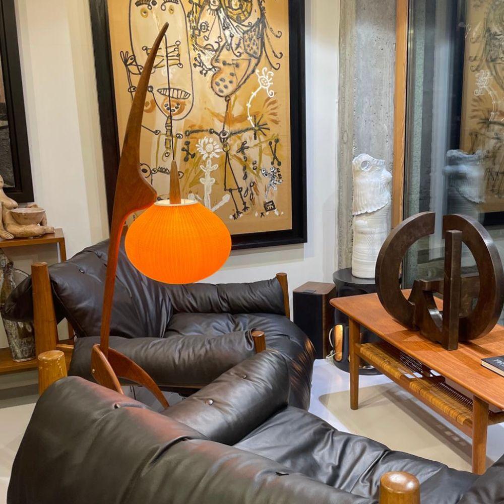 Oak Lampadaire Rispal Mante Religieuse  Rispal Praying Mantis floor lamp For Sale