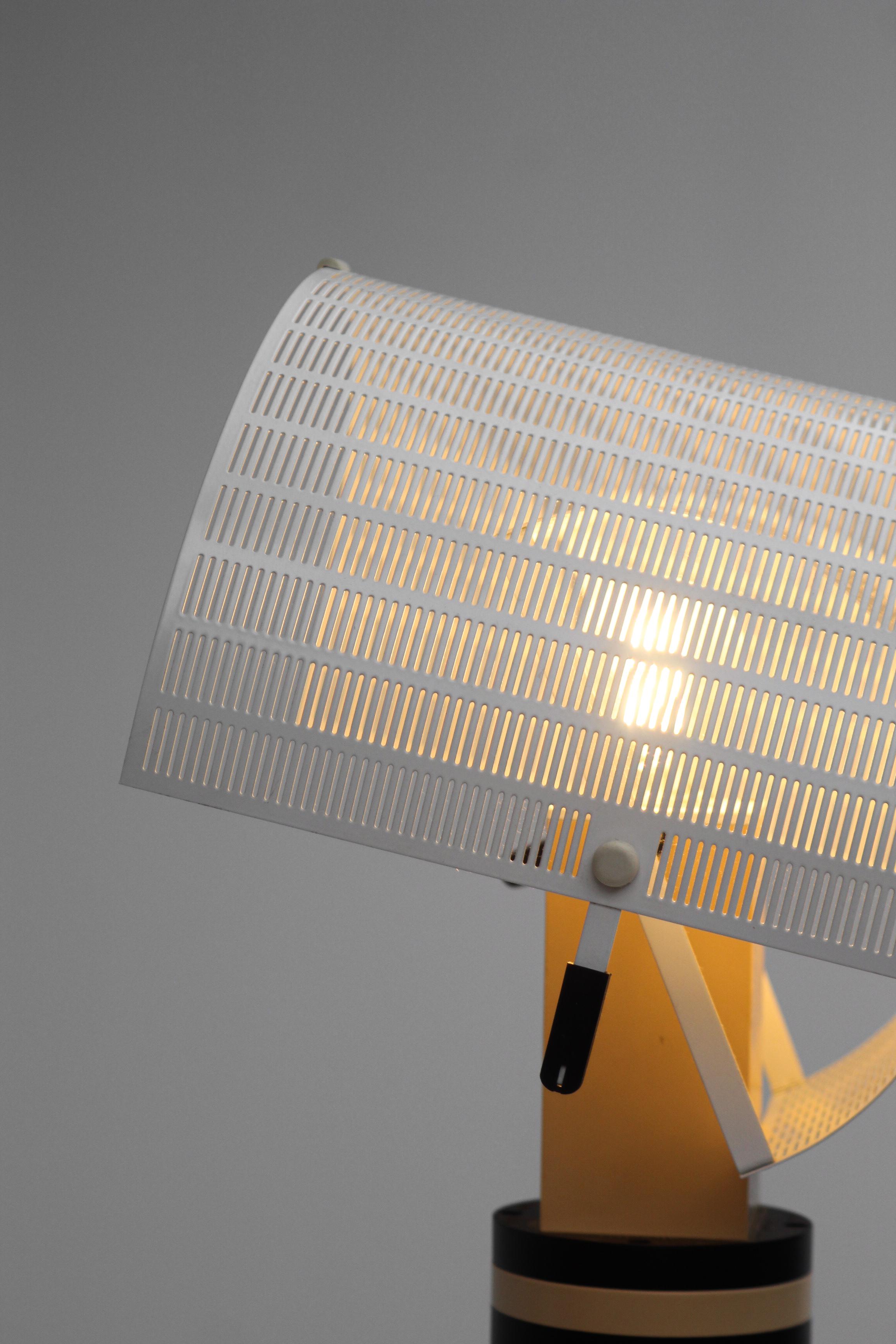 Metal Lampadaire Shogun par Mario Botta pour Artemide For Sale