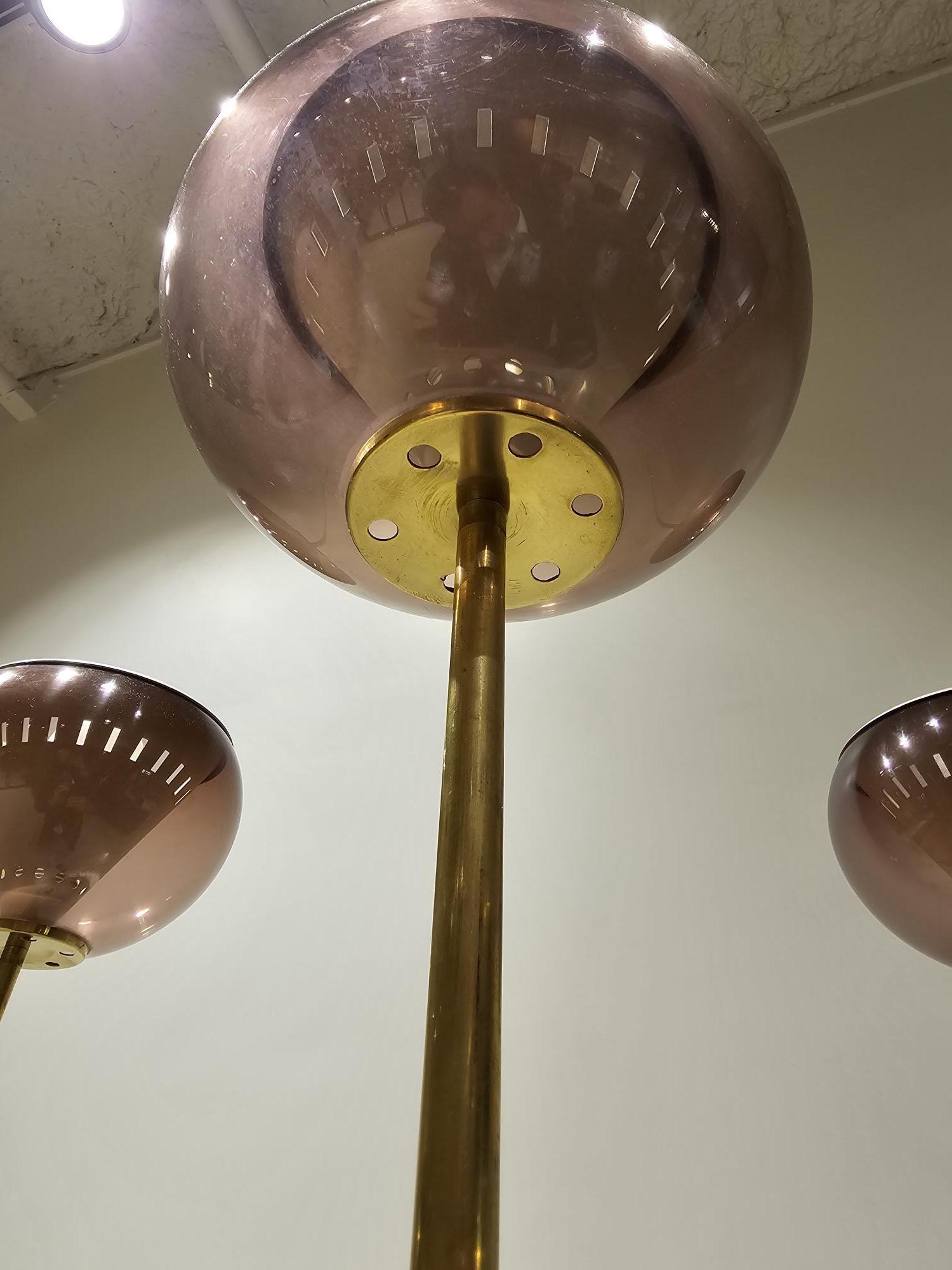 Late 20th Century  lampadaires italiens des années 70 abat jour en plexiglass ambré pied marbre