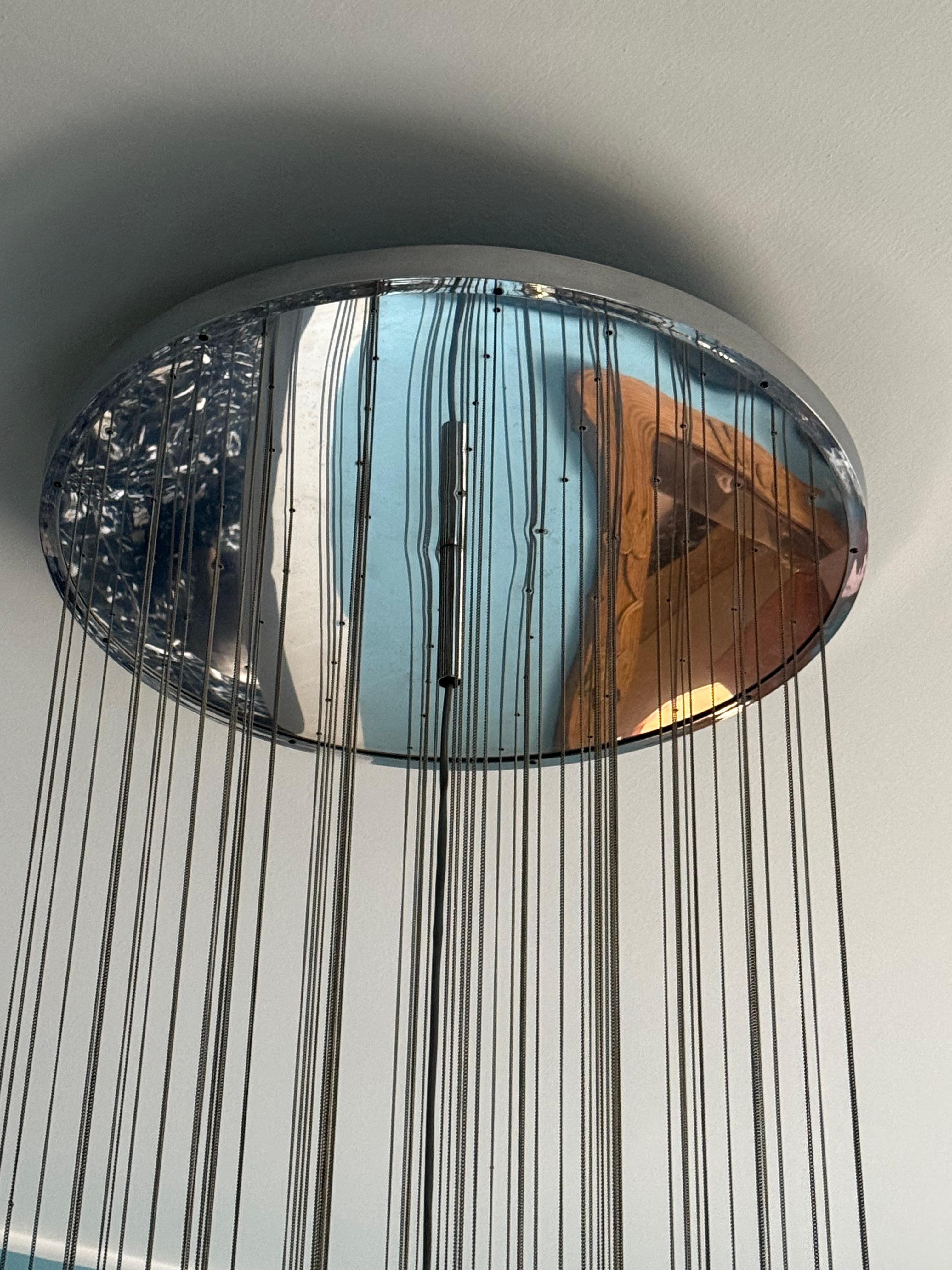1970 Esperia Angelo Brotto Stahl und Muranoglas Kaskaden-Kronleuchter (Moderne der Mitte des Jahrhunderts) im Angebot