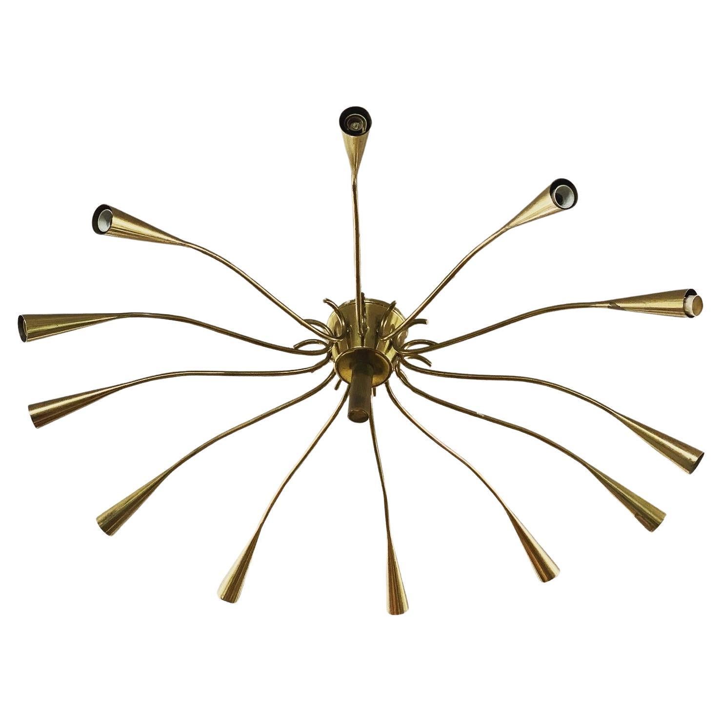 12-Arm Spoked Chandelier Entirely in Brass - Italy 1950s