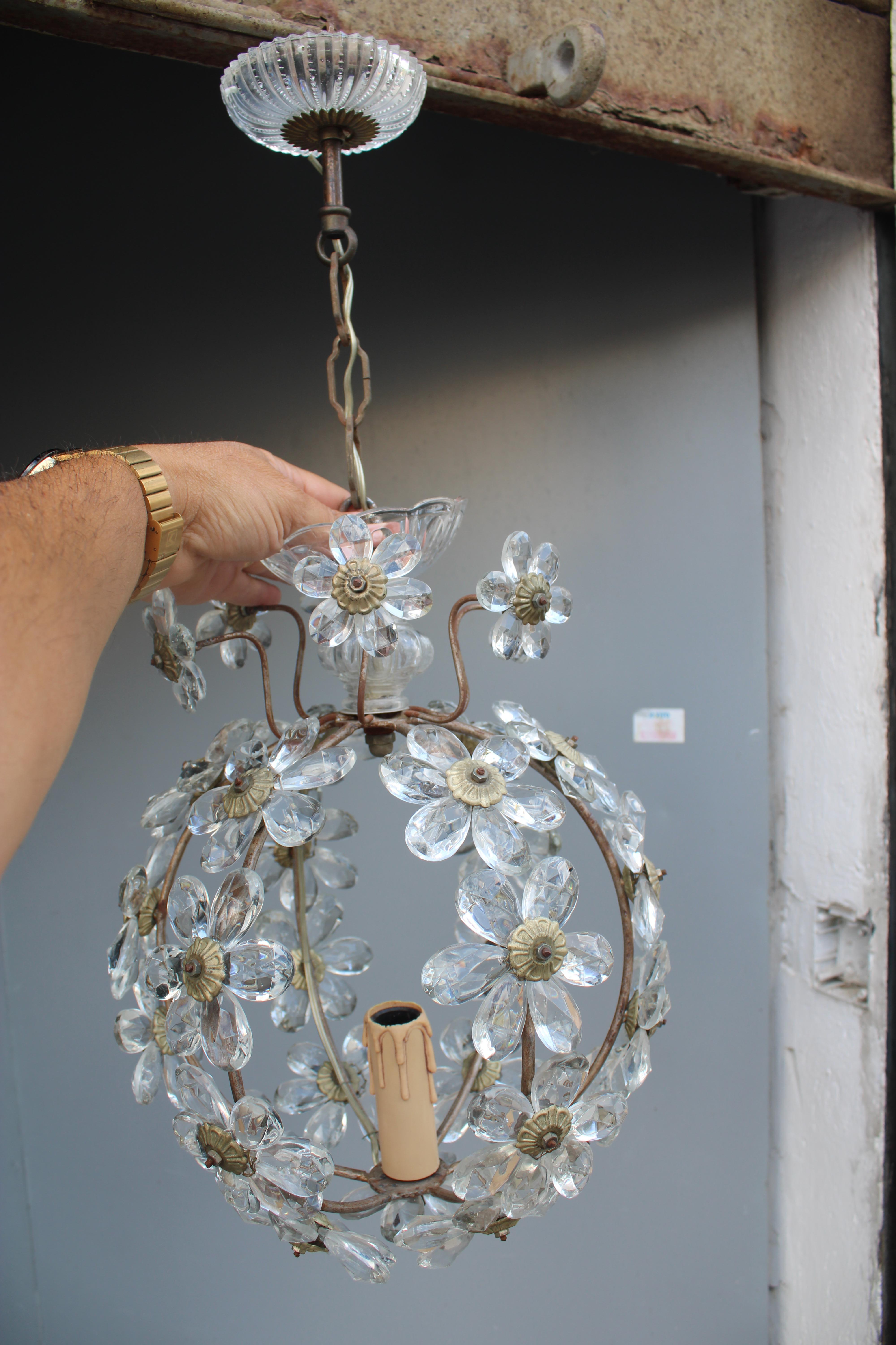 Lampadario a sospensione a Palla con cristalli Francia 1950 in vendita 8