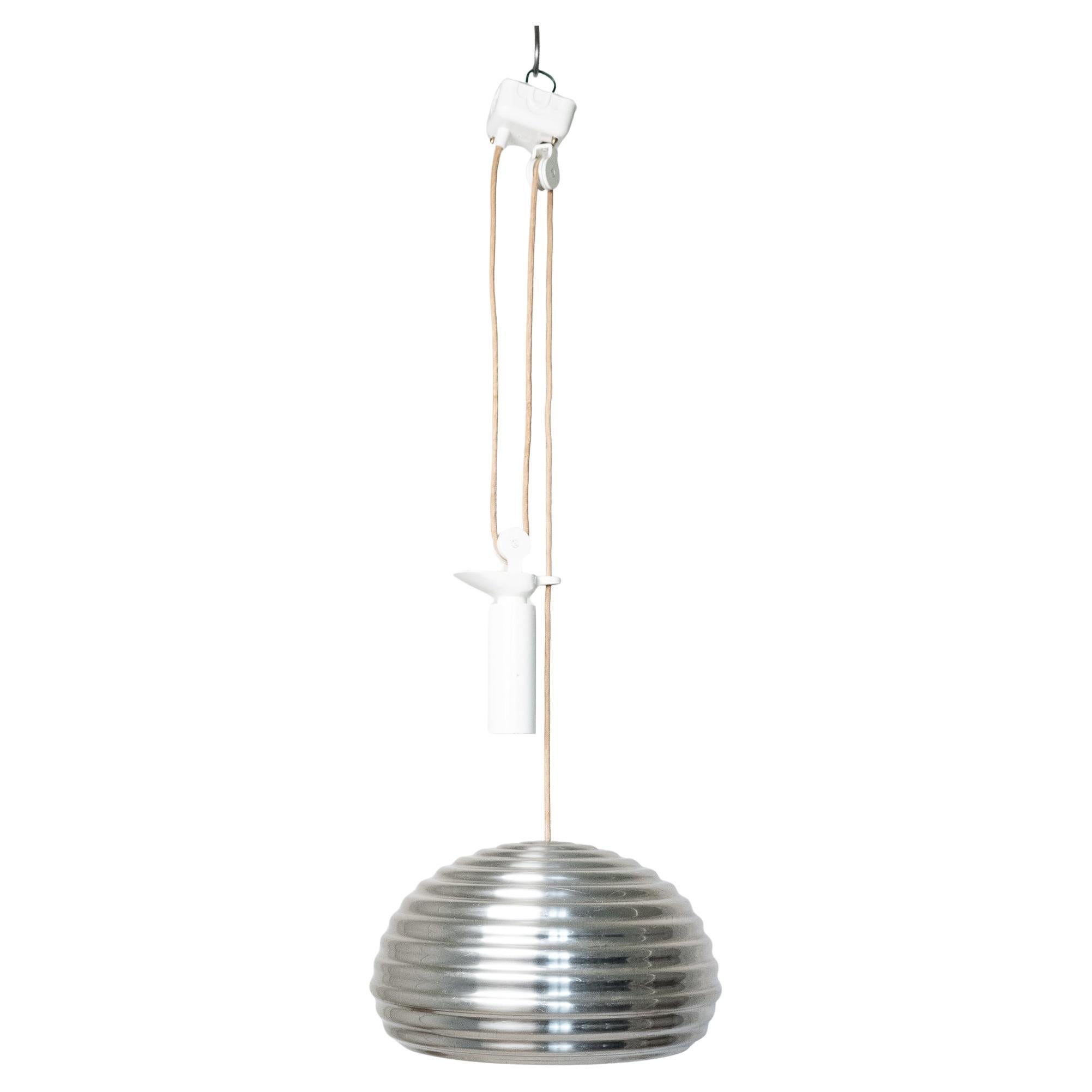 Suspension chandelier with counterweight "SPLUGEN BRAU" by Achille & Pier Giacom For Sale