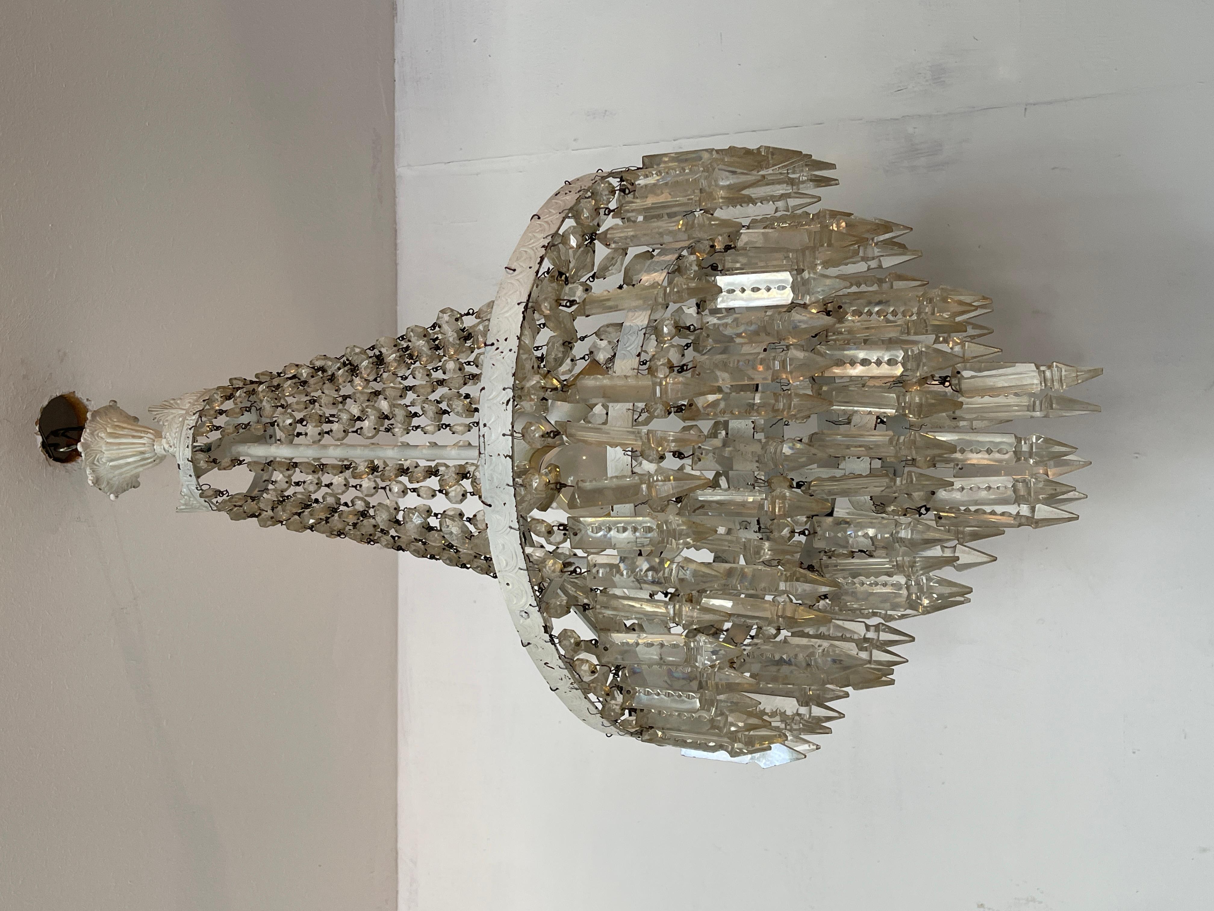 Altro Lampadario a sospensione in bronzo laccato bianco e cristal, stile Impero del XX in vendita