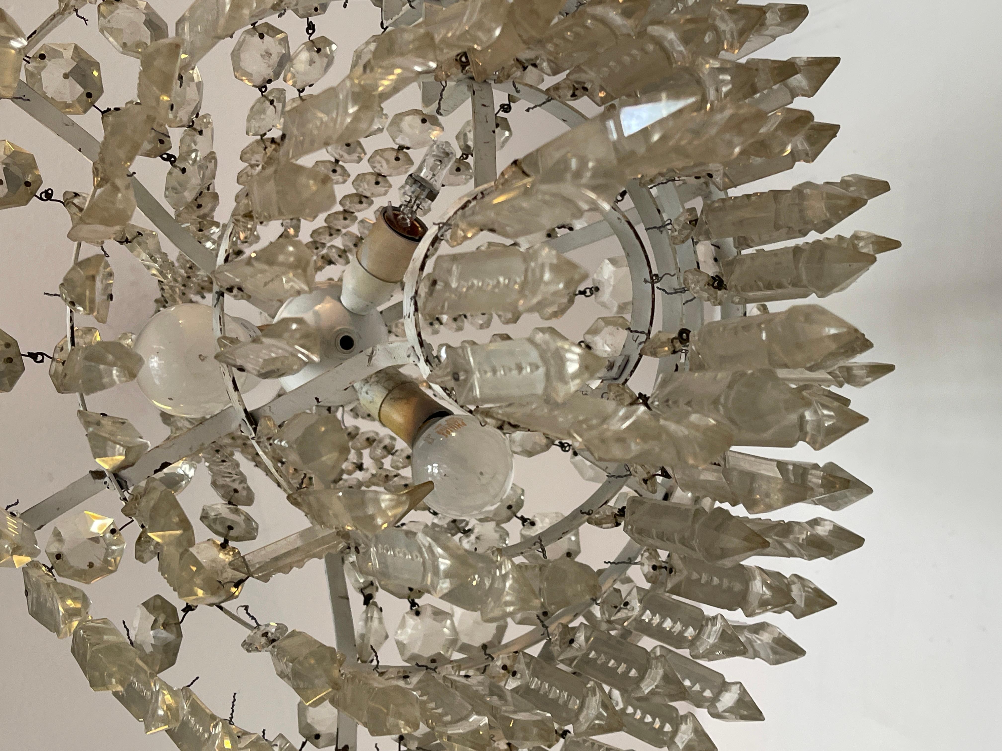 Bronzo Lampadario a sospensione in bronzo laccato bianco e cristal, stile Impero del XX in vendita
