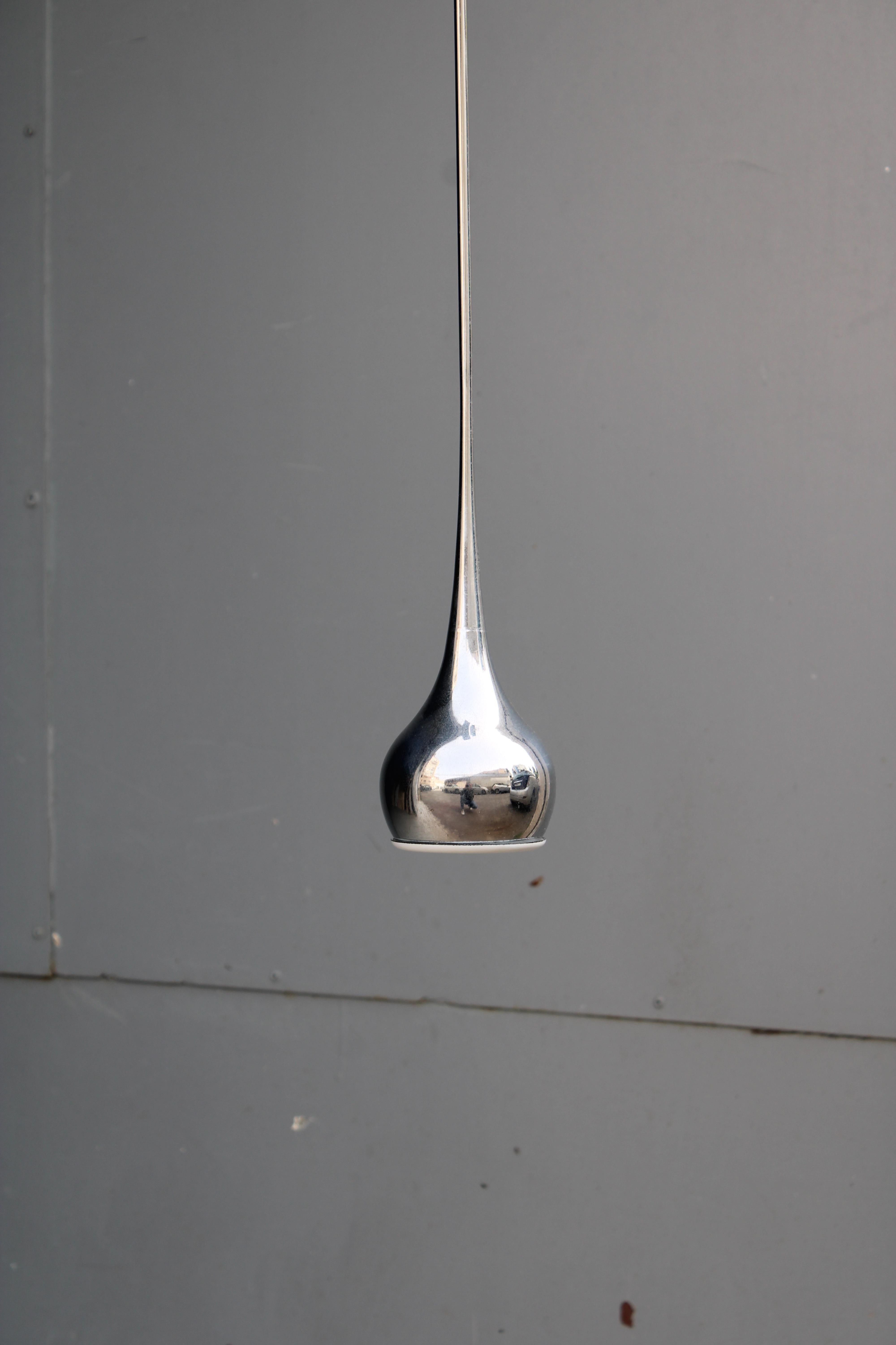 Mid-Century moderno Lampadario a Sospensione minimale in Metallo Cromato Esperia Italia 1970 in vendita