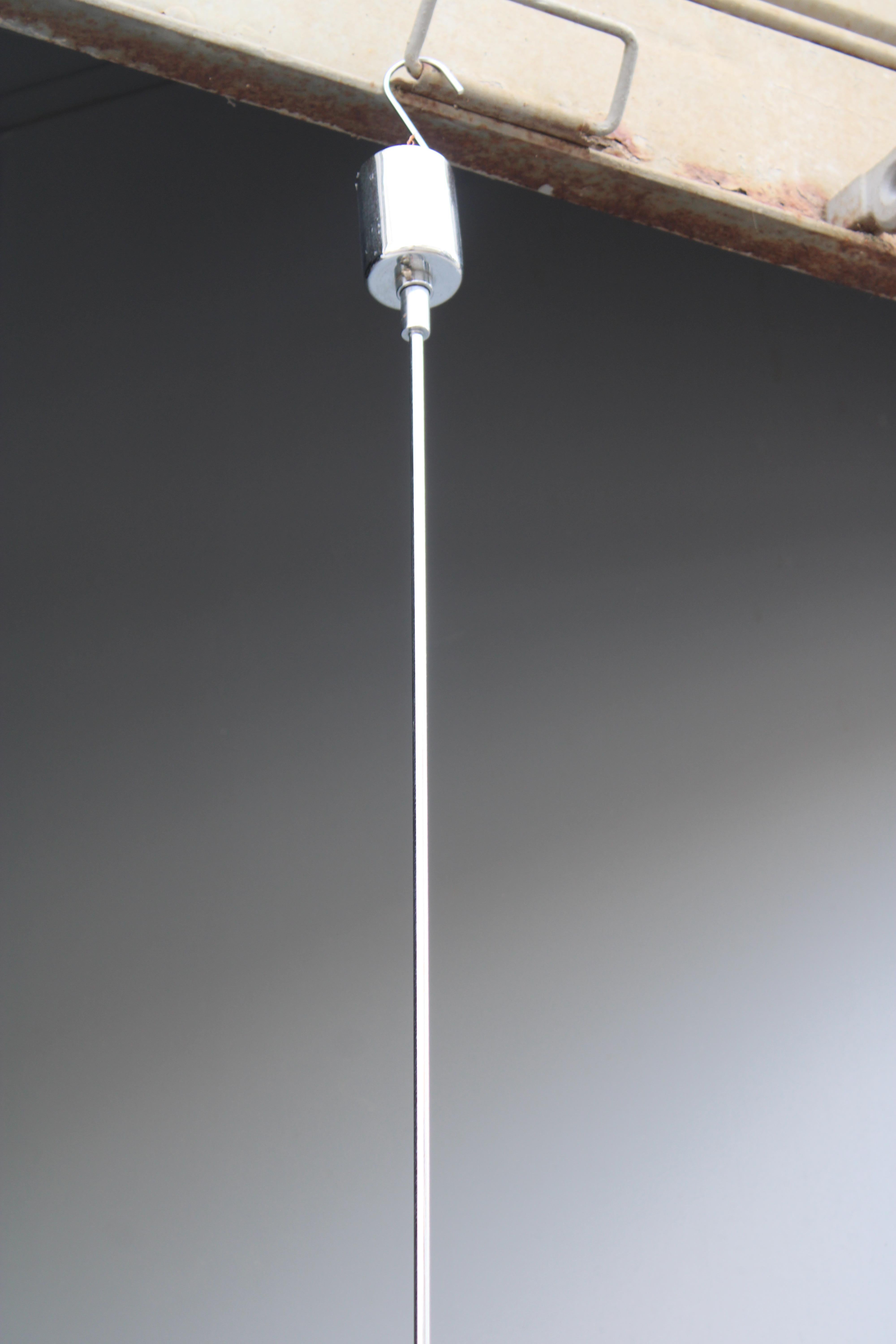 European Lampadario a Sospensione minimale in Metallo Cromato Esperia Italia 1970 in vendita