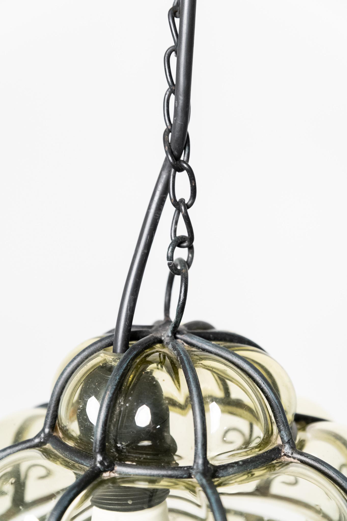 Italian Lampadario a sospensione Murano in vetro soffiato, Anni '60 in vendita