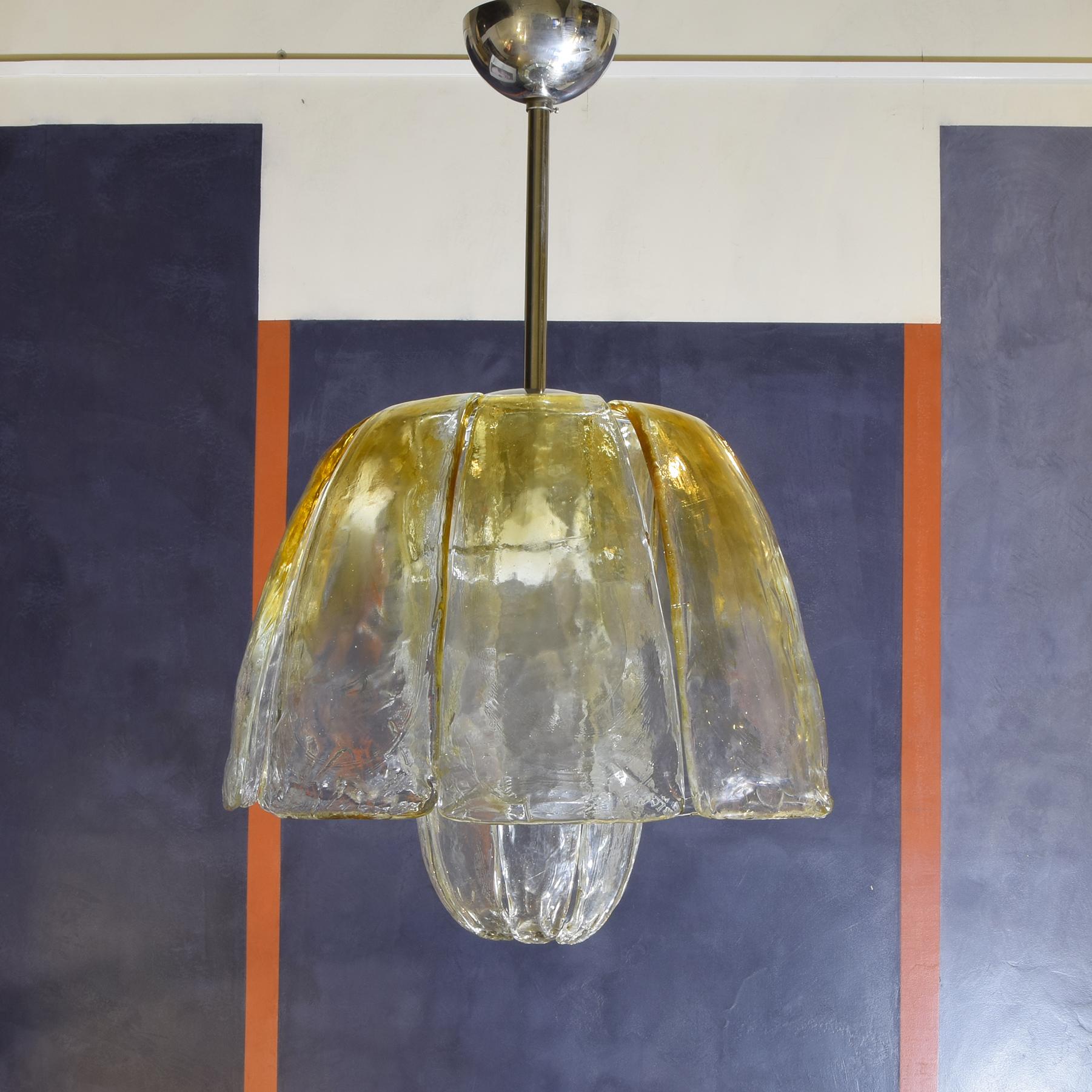 Italian Lampadario a sospensione vetro di Murano anni 70. in vendita