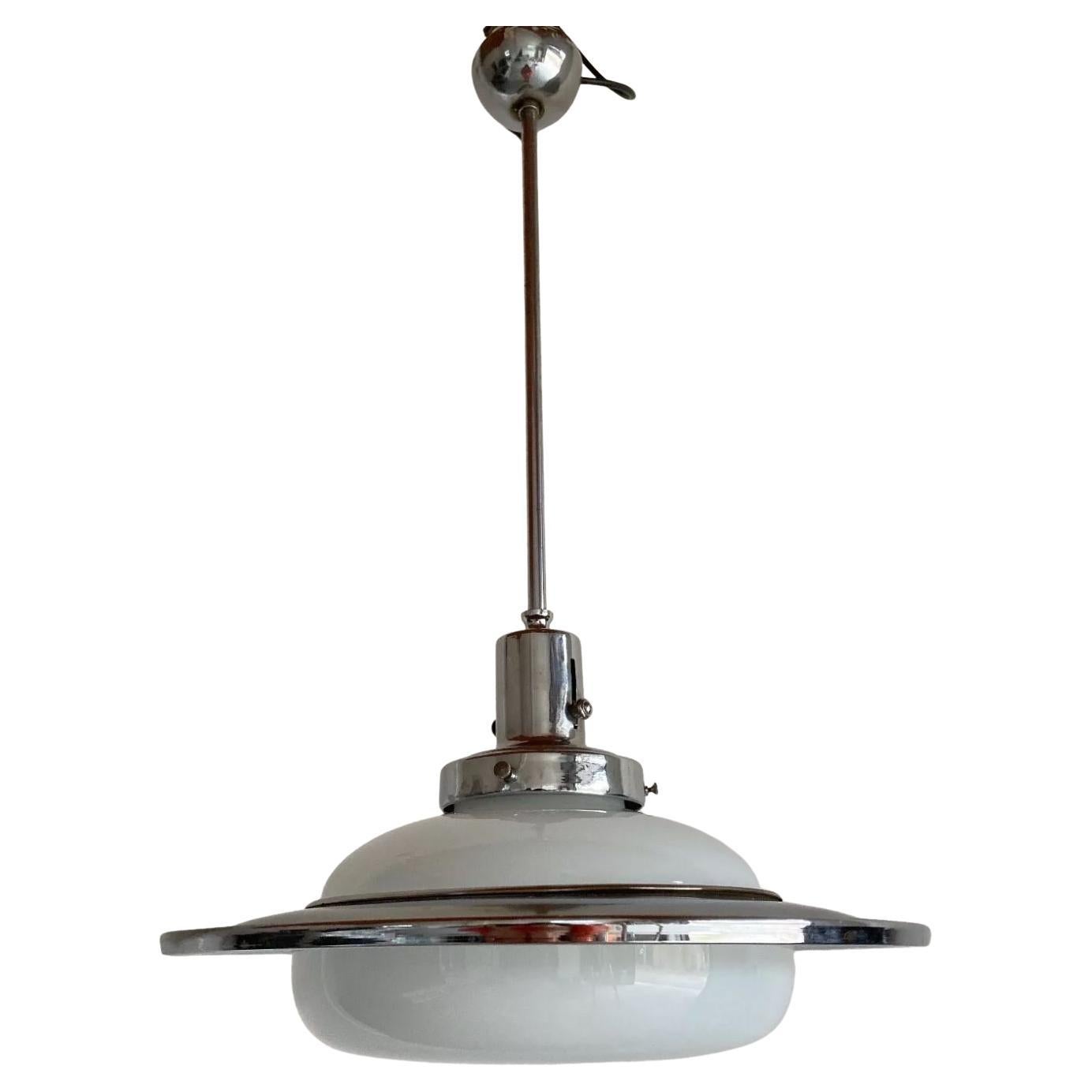 1950s chandelier attributed to Gino Sarfatti in chrome-plated brass and opaline glass.