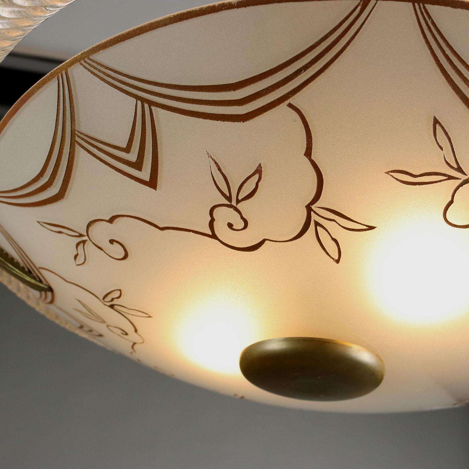 Lampadario  Anni 50 in vetro acidato e ottone In Good Condition For Sale In Milano, IT
