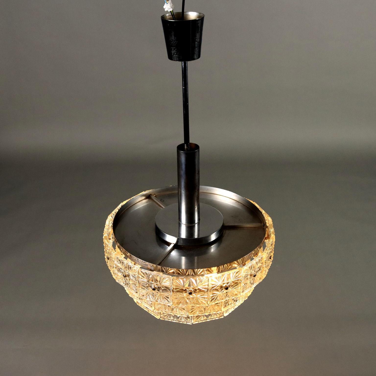 Italian Lampadario Anni 60-70 in netallo e vetro in vendita