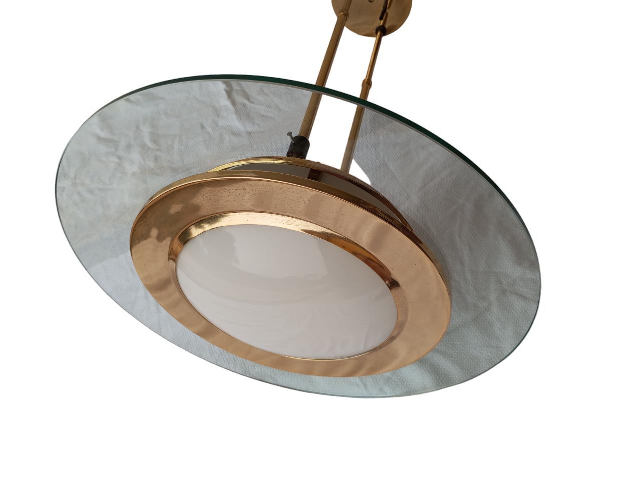Vetro di Murano Lampadario anni 60/70  in vetro di Murano trasparente e satinato fatto a disco in vendita